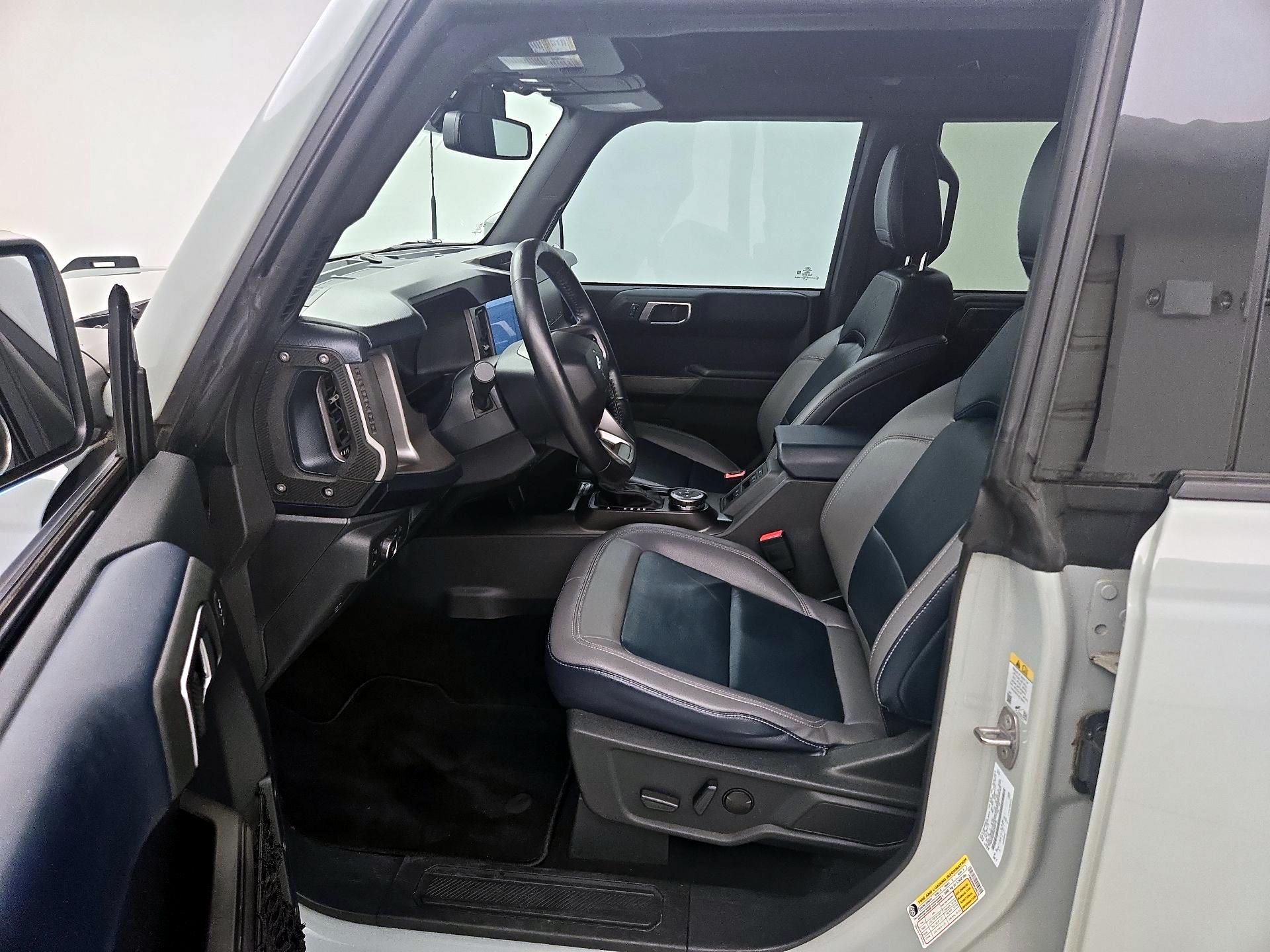 Thumbnail: 2022 Ford Bronco - 11