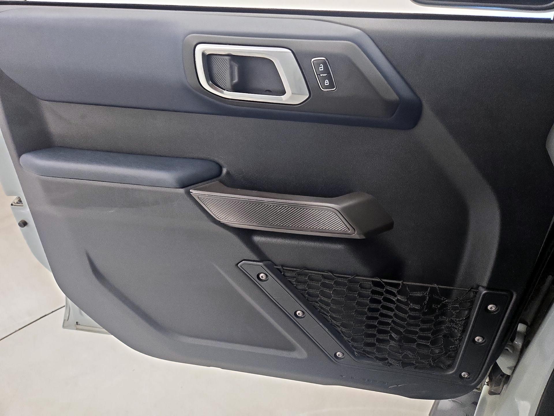 Thumbnail: 2022 Ford Bronco - 12