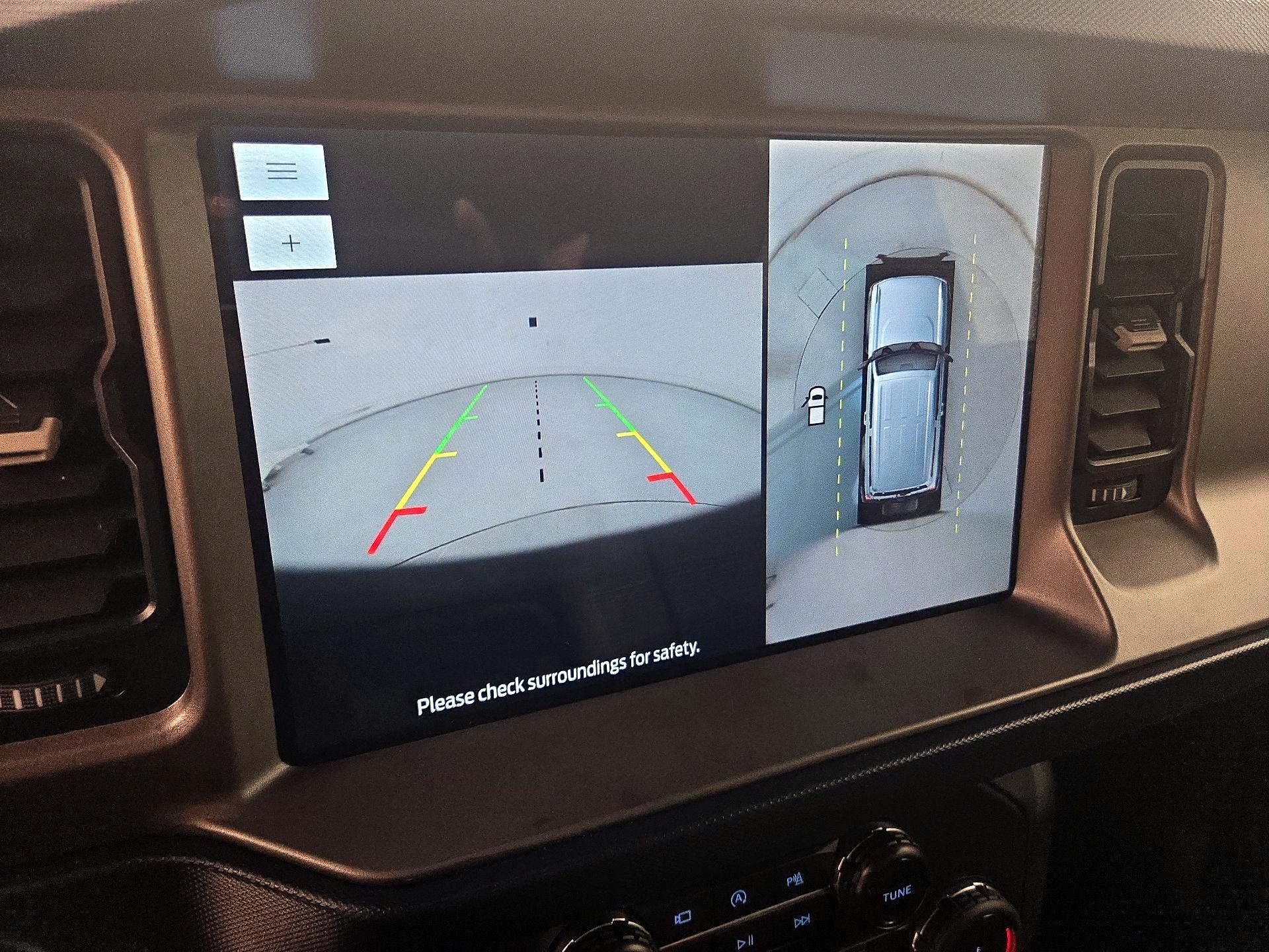 Thumbnail: 2022 Ford Bronco - 15