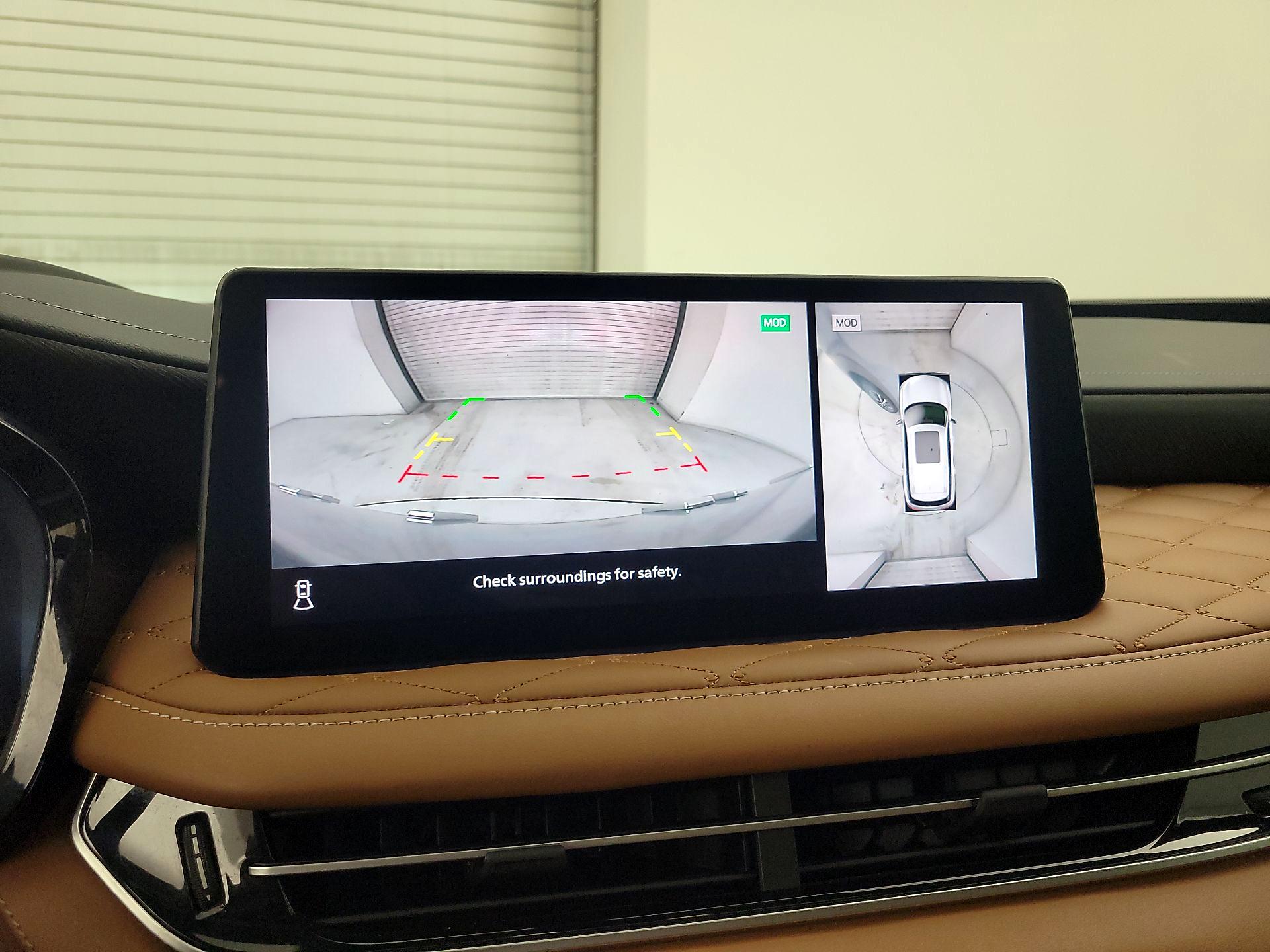 Thumbnail: 2022 INFINITI QX60 - 15