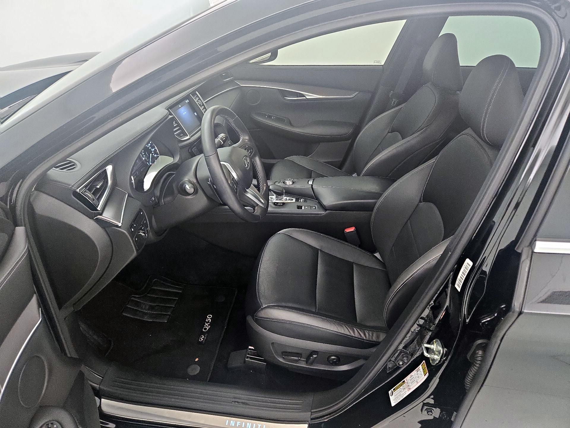 Thumbnail: 2022 INFINITI QX50 - 11