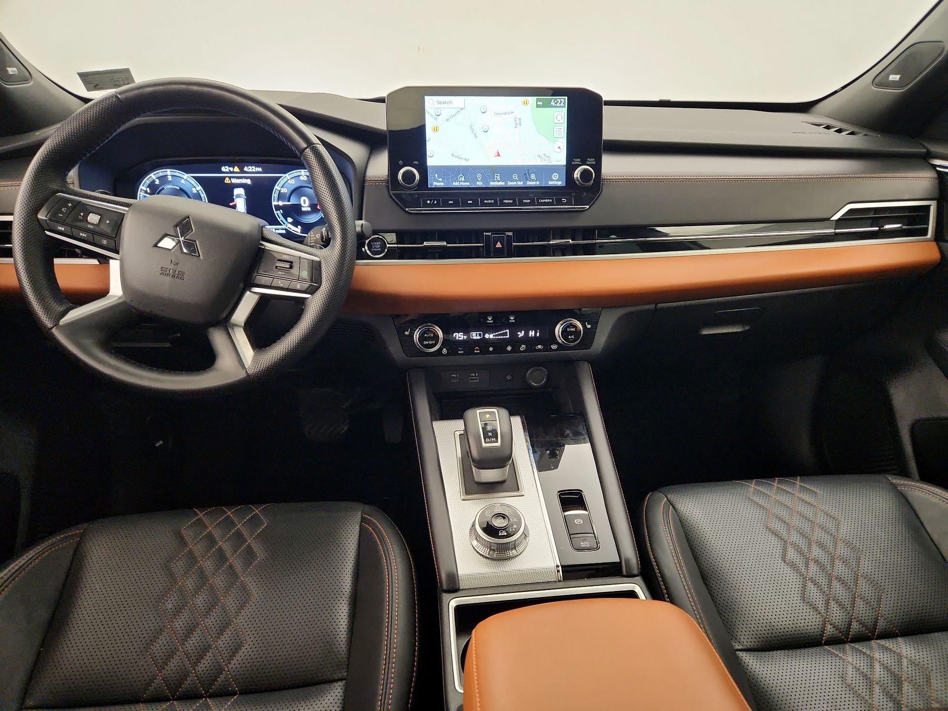 Thumbnail: 2022 Mitsubishi Outlander - 9