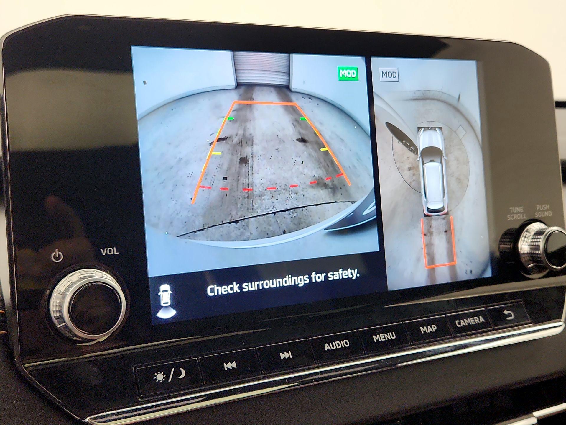 Thumbnail: 2022 Mitsubishi Outlander - 15