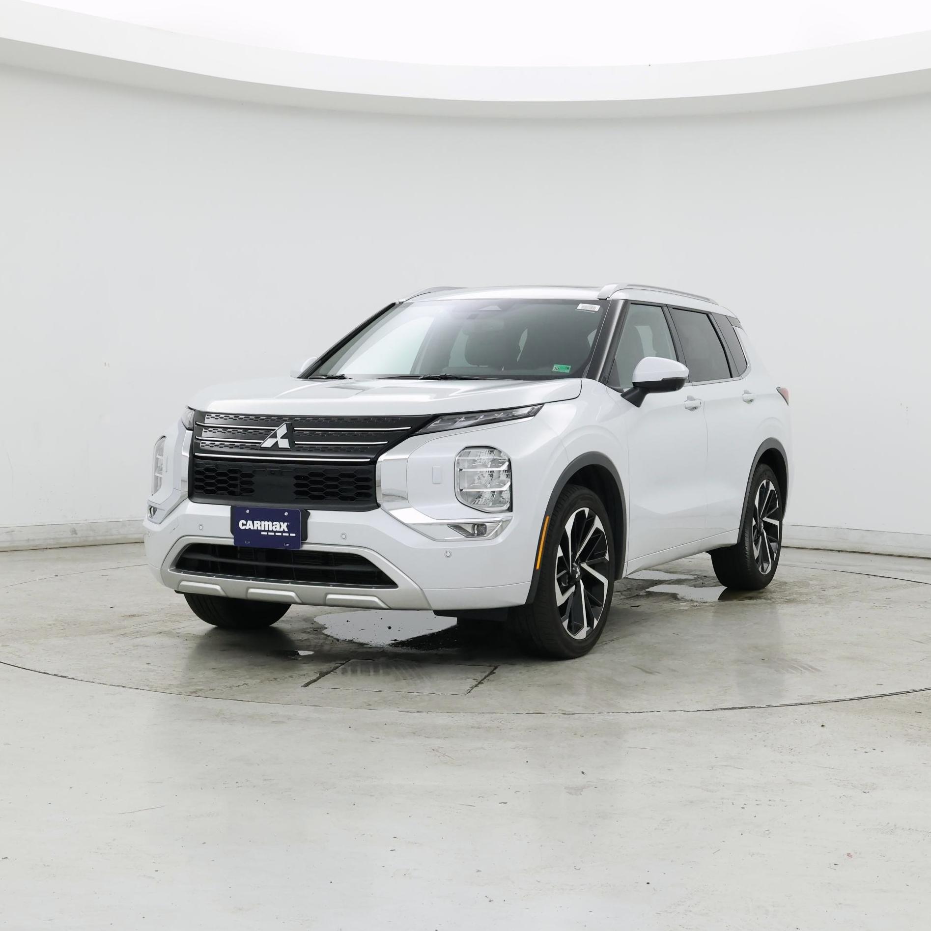 Thumbnail: 2022 Mitsubishi Outlander - 4