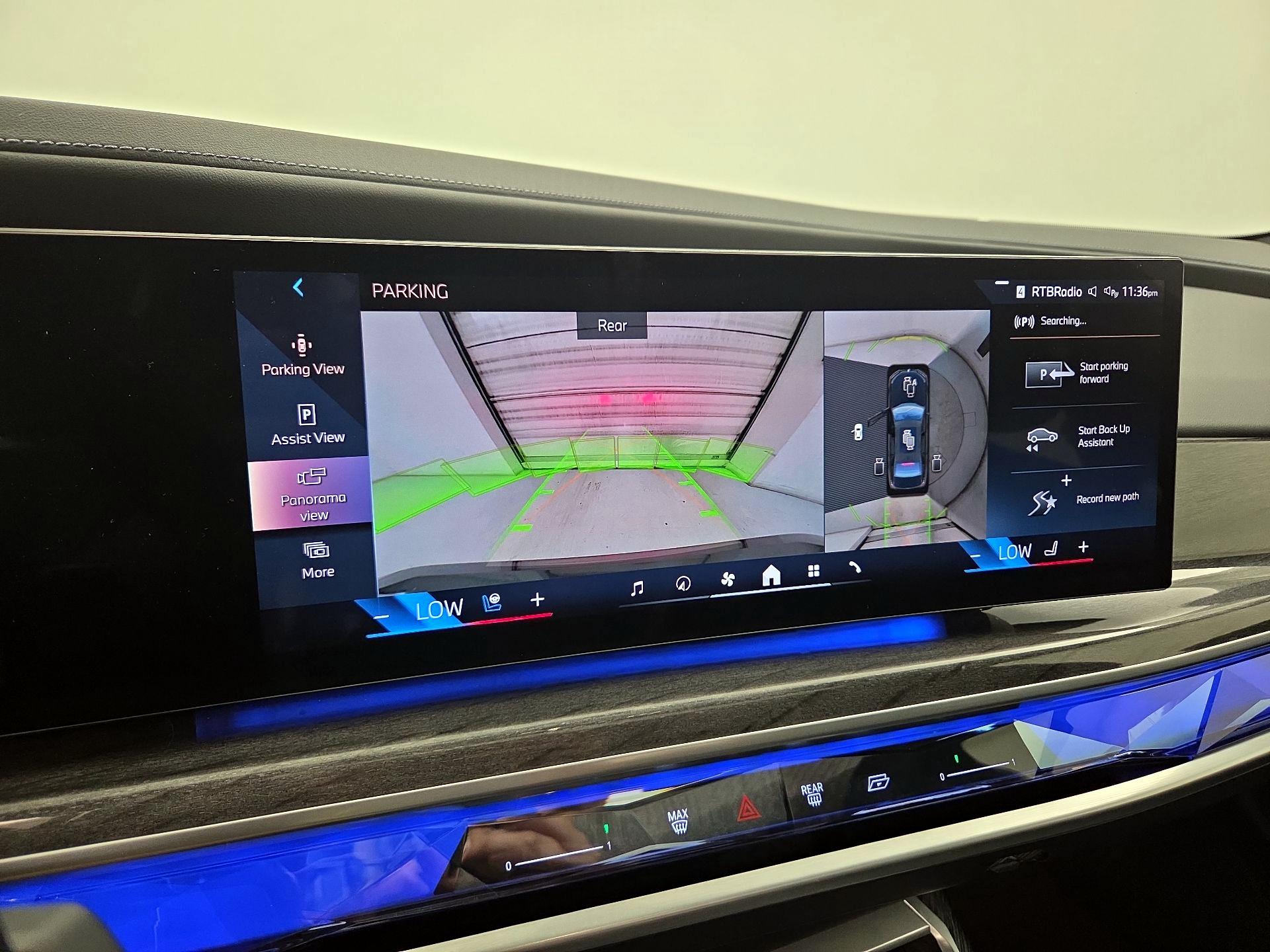 Thumbnail: 2024 BMW 7 Series - 15