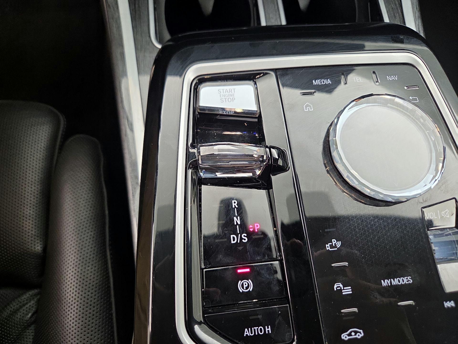 Thumbnail: 2024 BMW 7 Series - 18