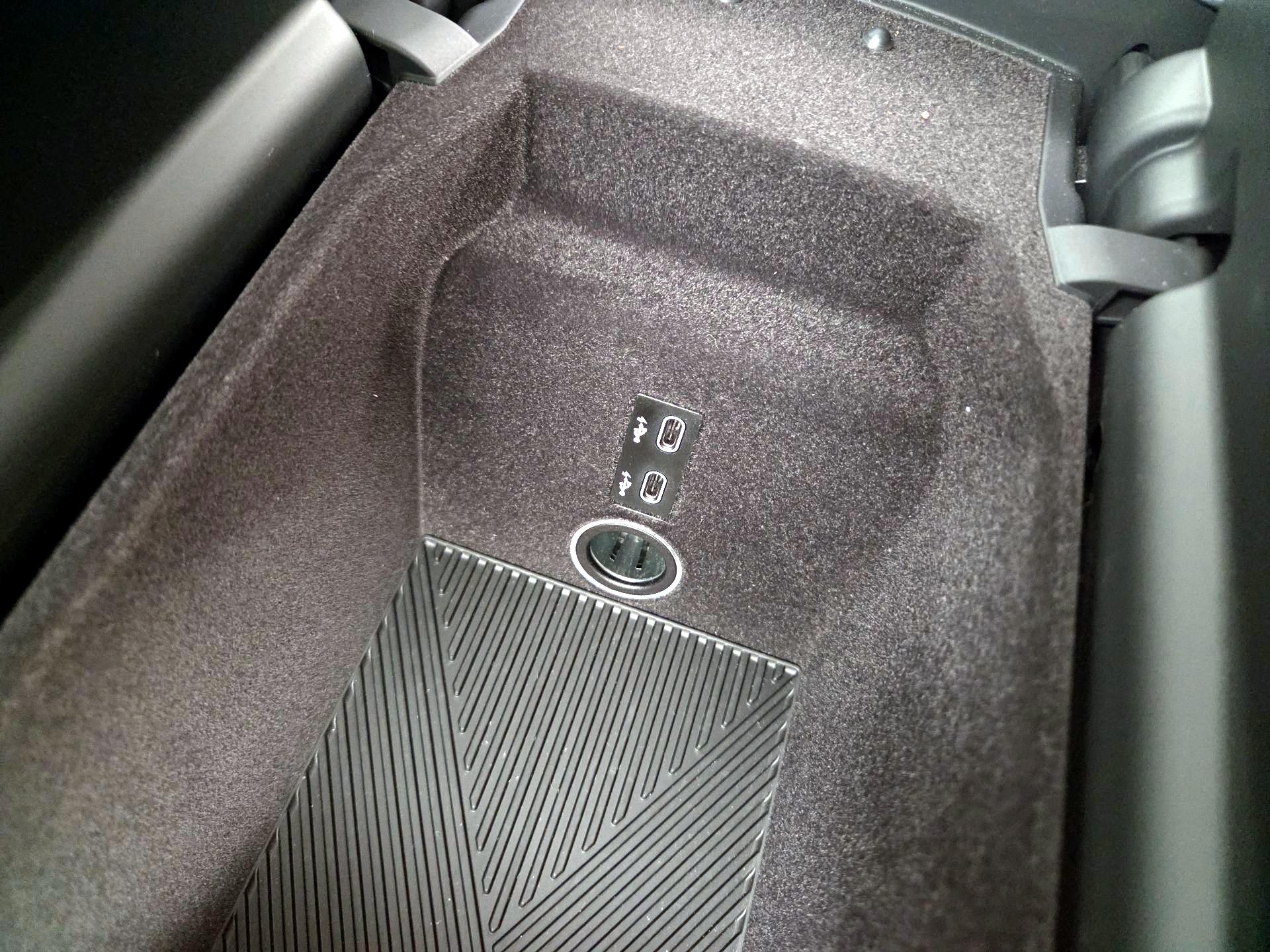 Thumbnail: 2024 BMW 7 Series - 19