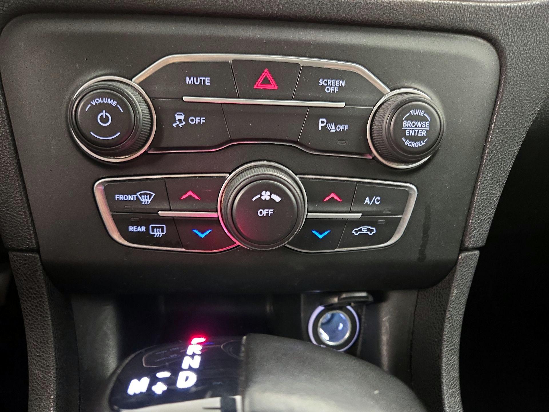 Thumbnail: 2023 Dodge Charger - 16