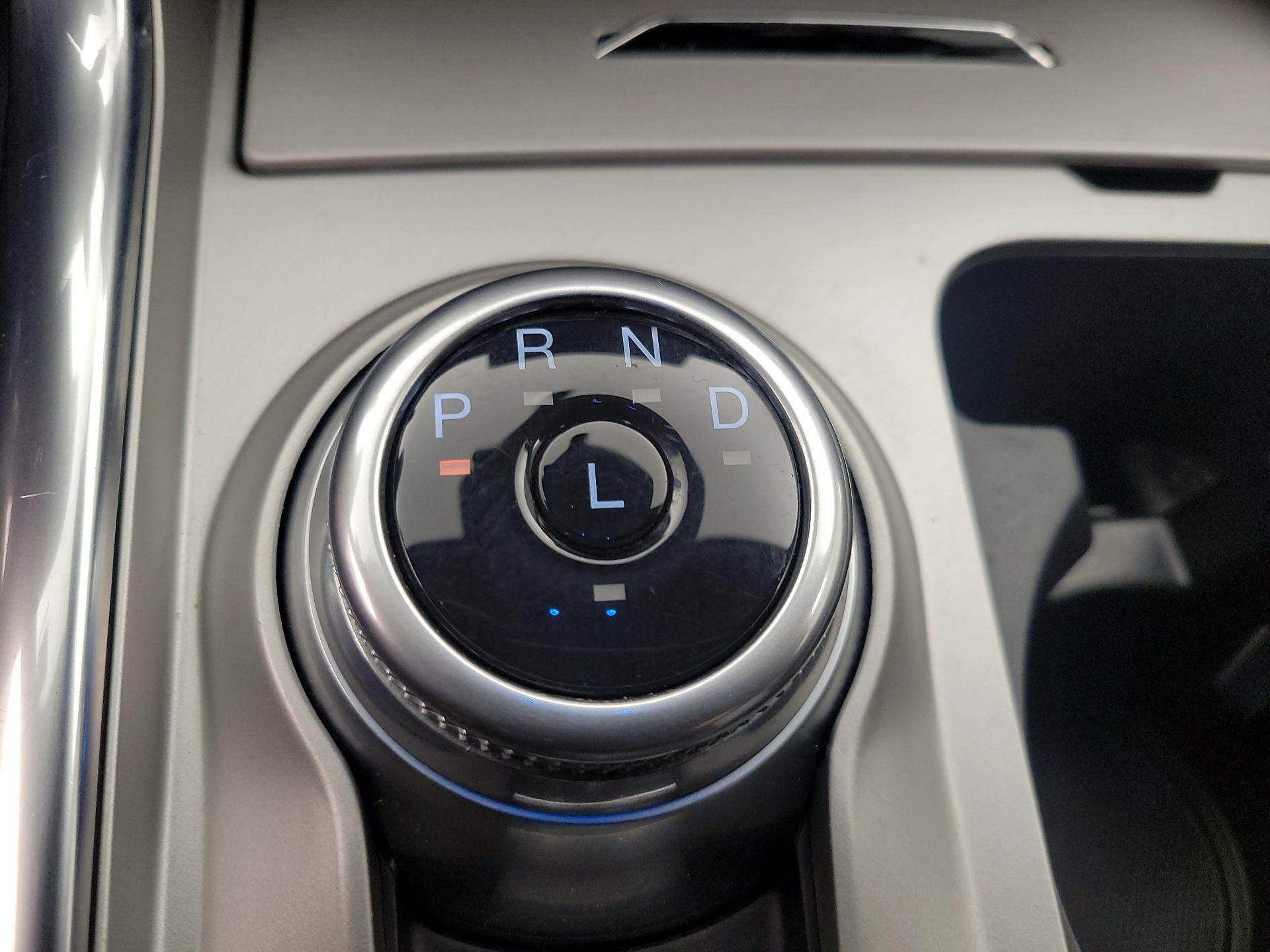 Thumbnail: 2022 Ford Explorer - 18