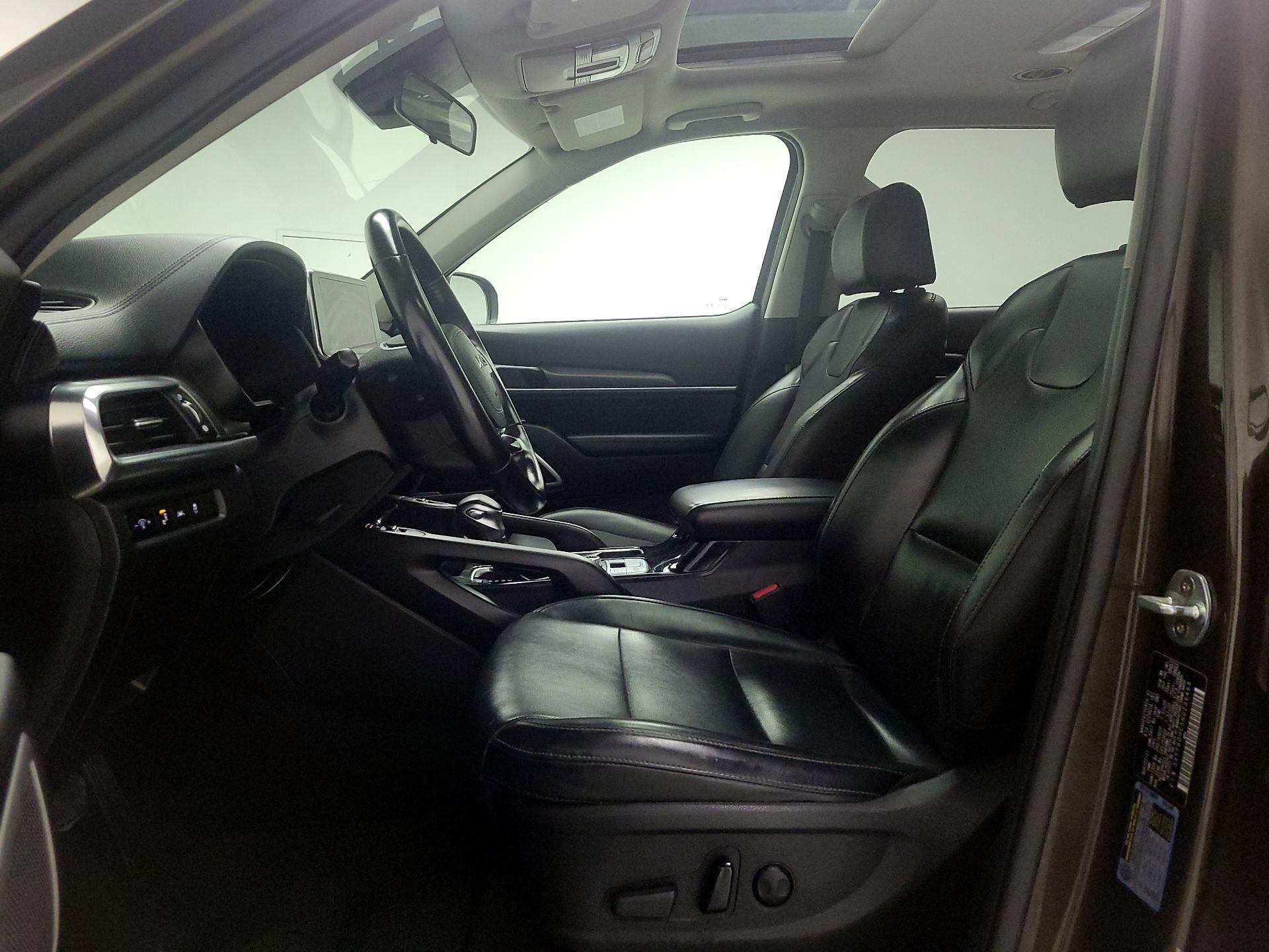 Thumbnail: 2022 Kia Telluride - 11