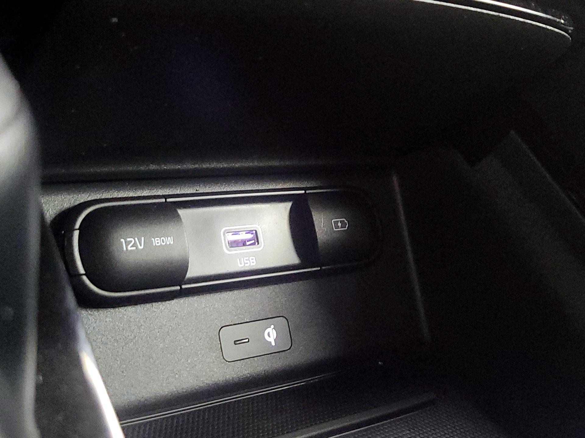 Thumbnail: 2022 Kia Telluride - 19