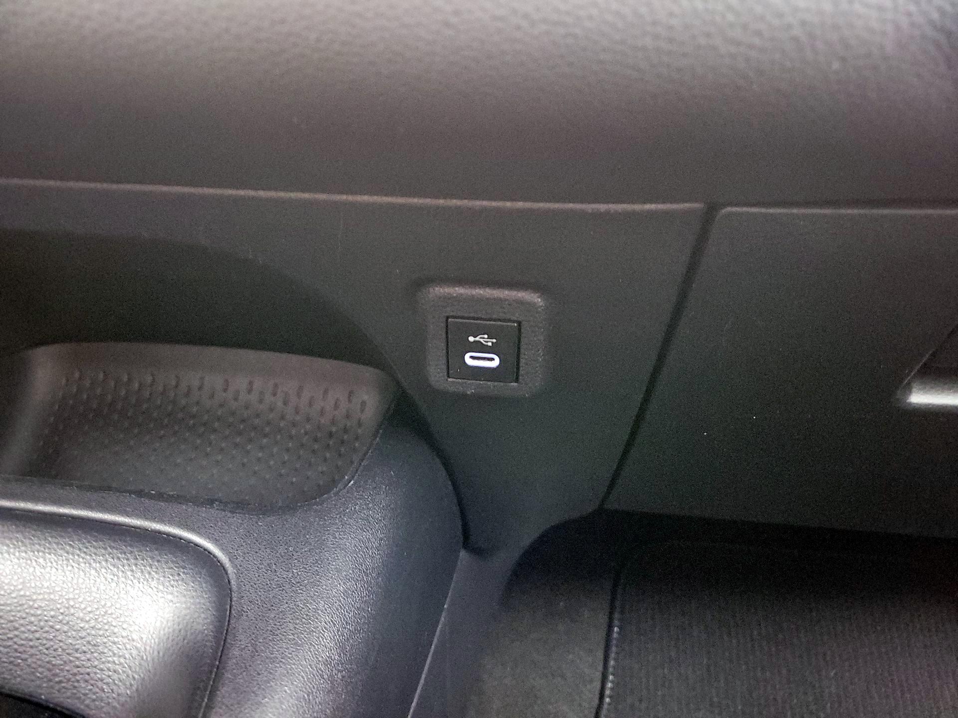 Thumbnail: 2023 Toyota Corolla - 18