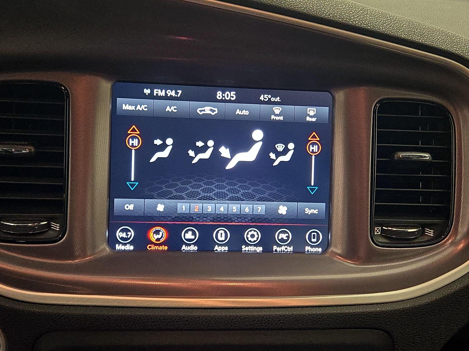 Thumbnail: 2022 Dodge Charger - 16