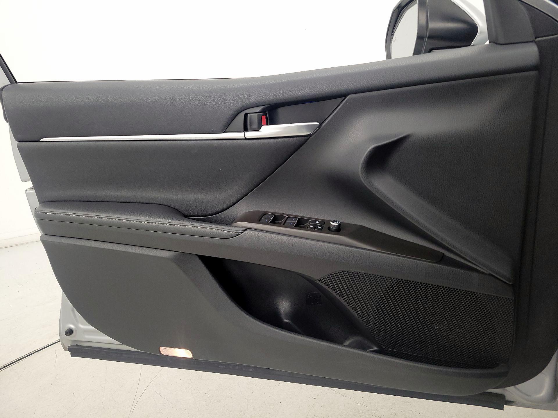 Thumbnail: 2023 Toyota Camry - 12