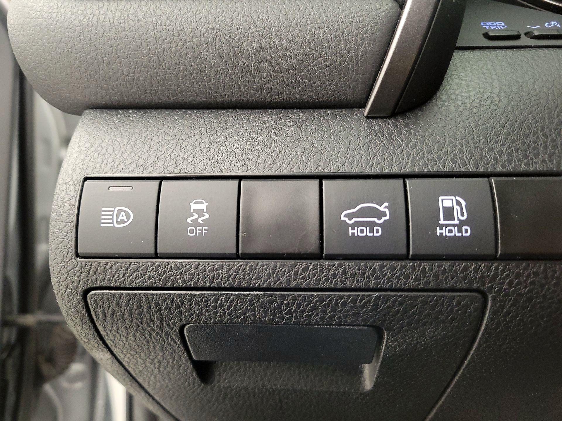 Thumbnail: 2023 Toyota Camry - 13