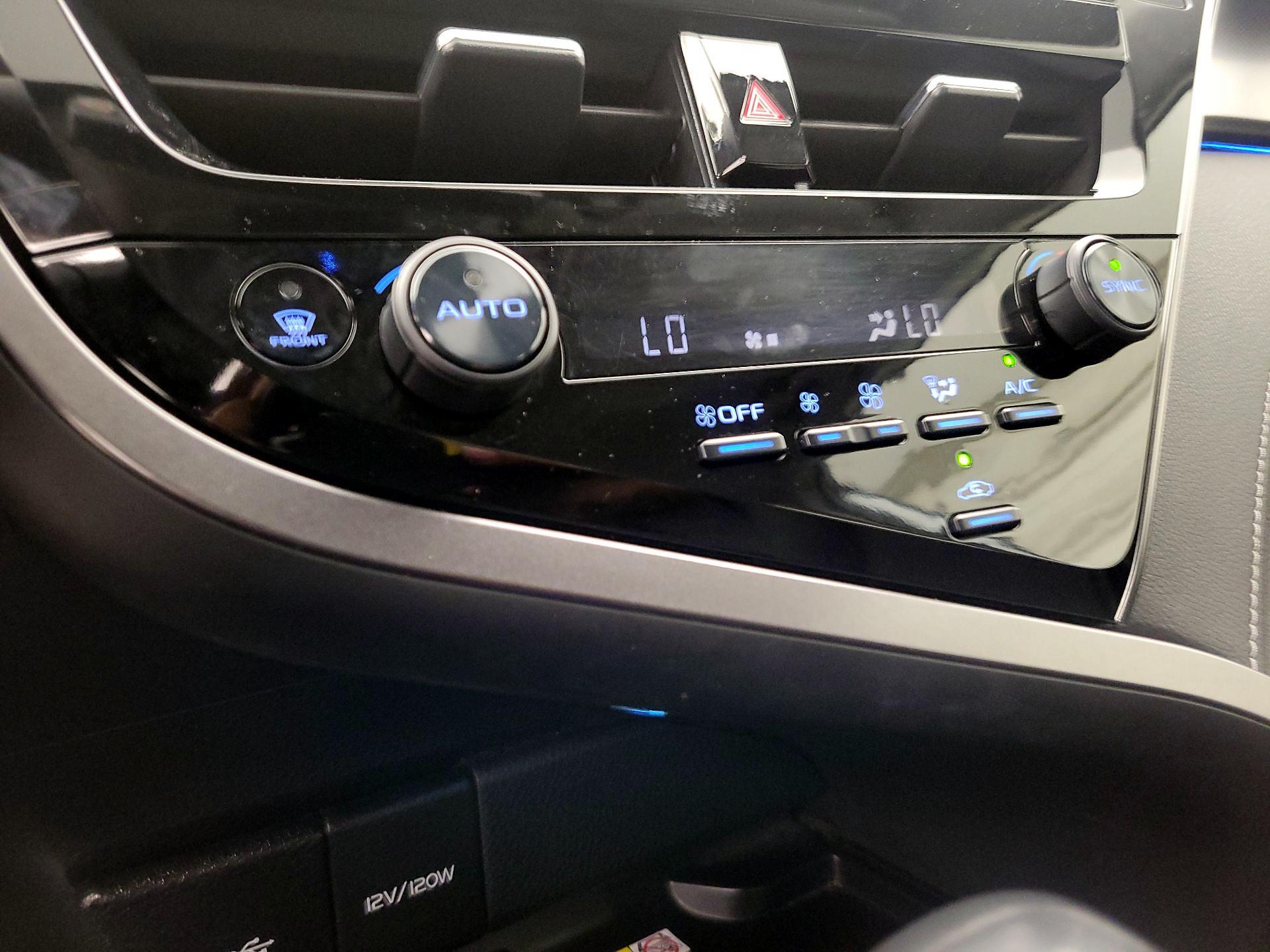 Thumbnail: 2023 Toyota Camry - 16