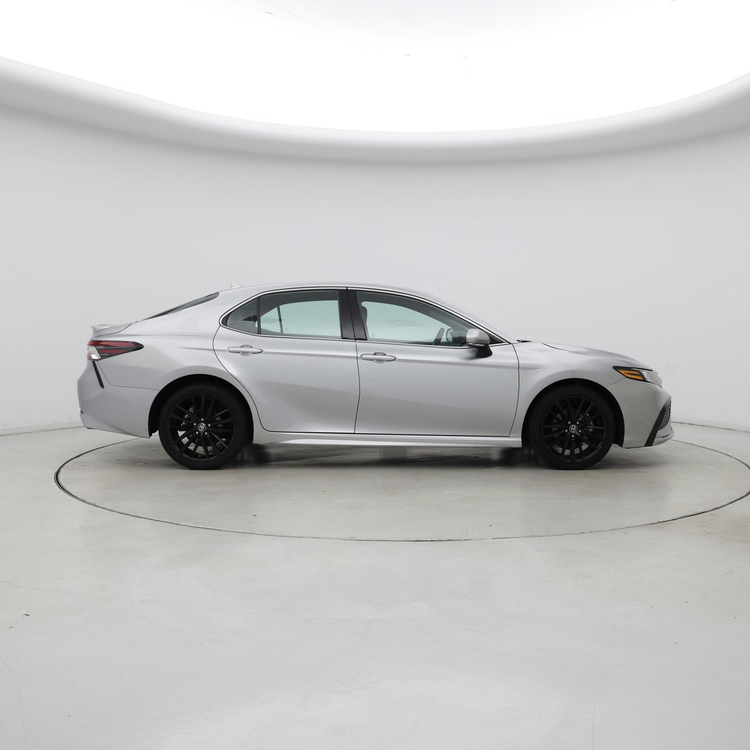 Thumbnail: 2023 Toyota Camry - 7