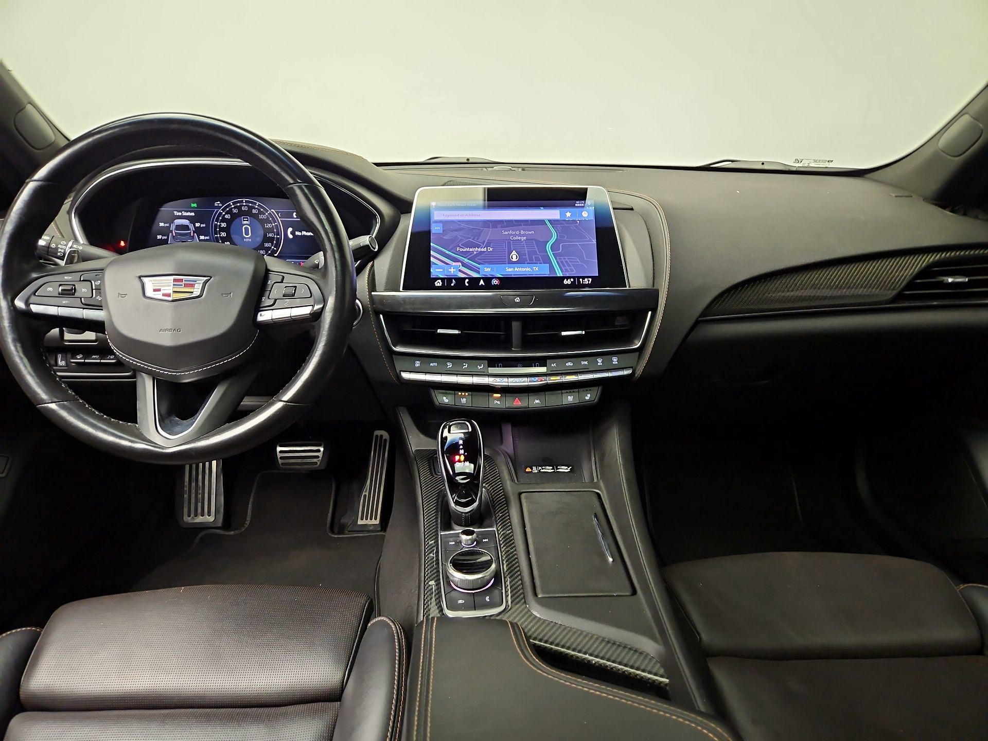 Thumbnail: 2023 Cadillac CT5 - 9