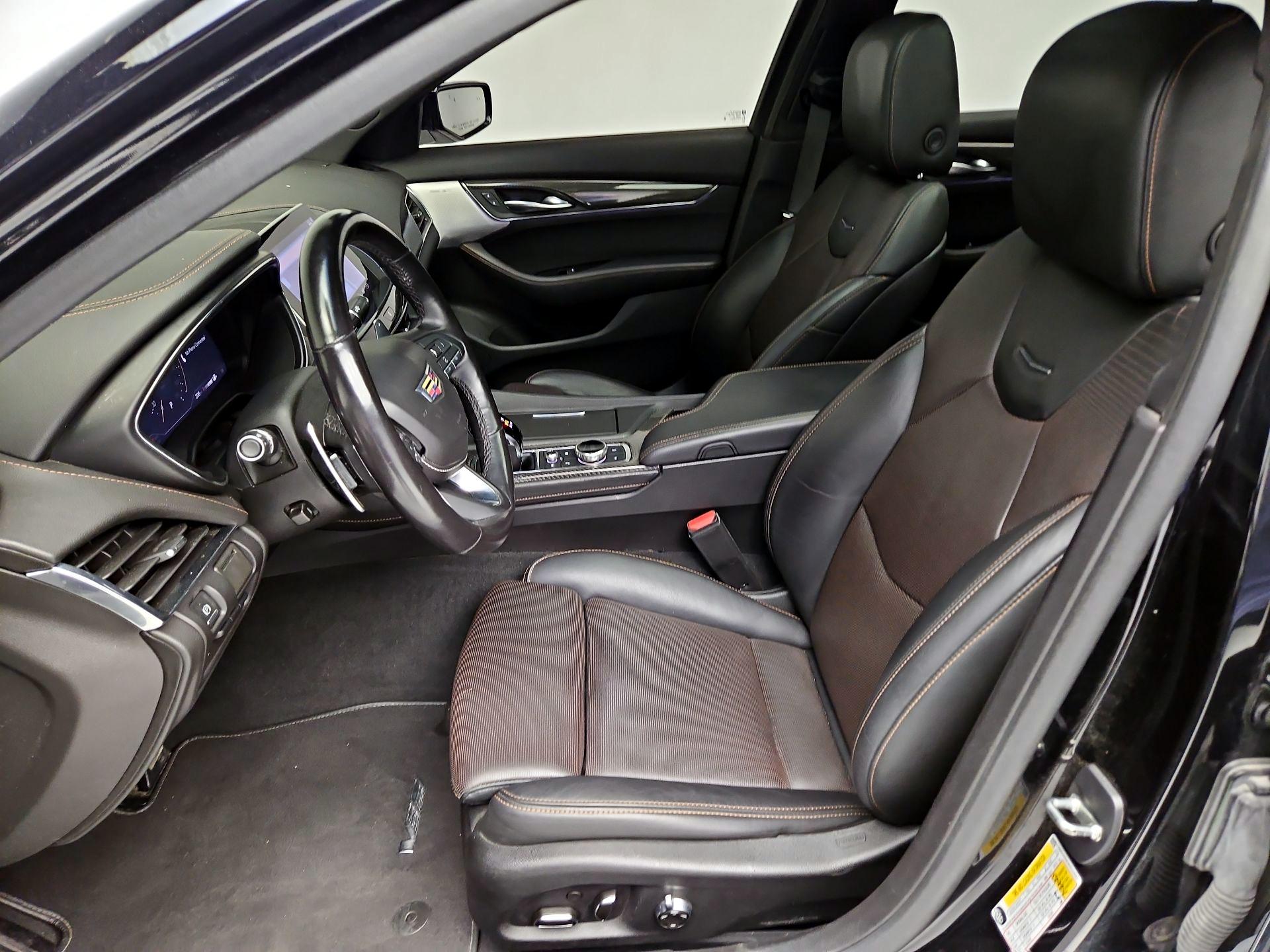 Thumbnail: 2023 Cadillac CT5 - 11