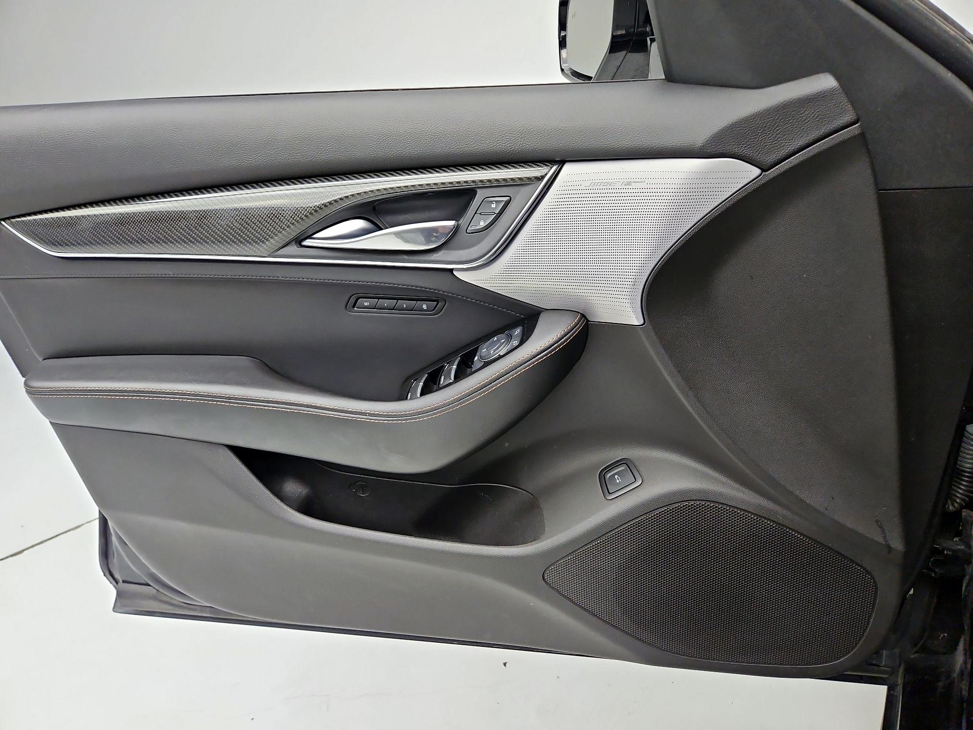 Thumbnail: 2023 Cadillac CT5 - 12