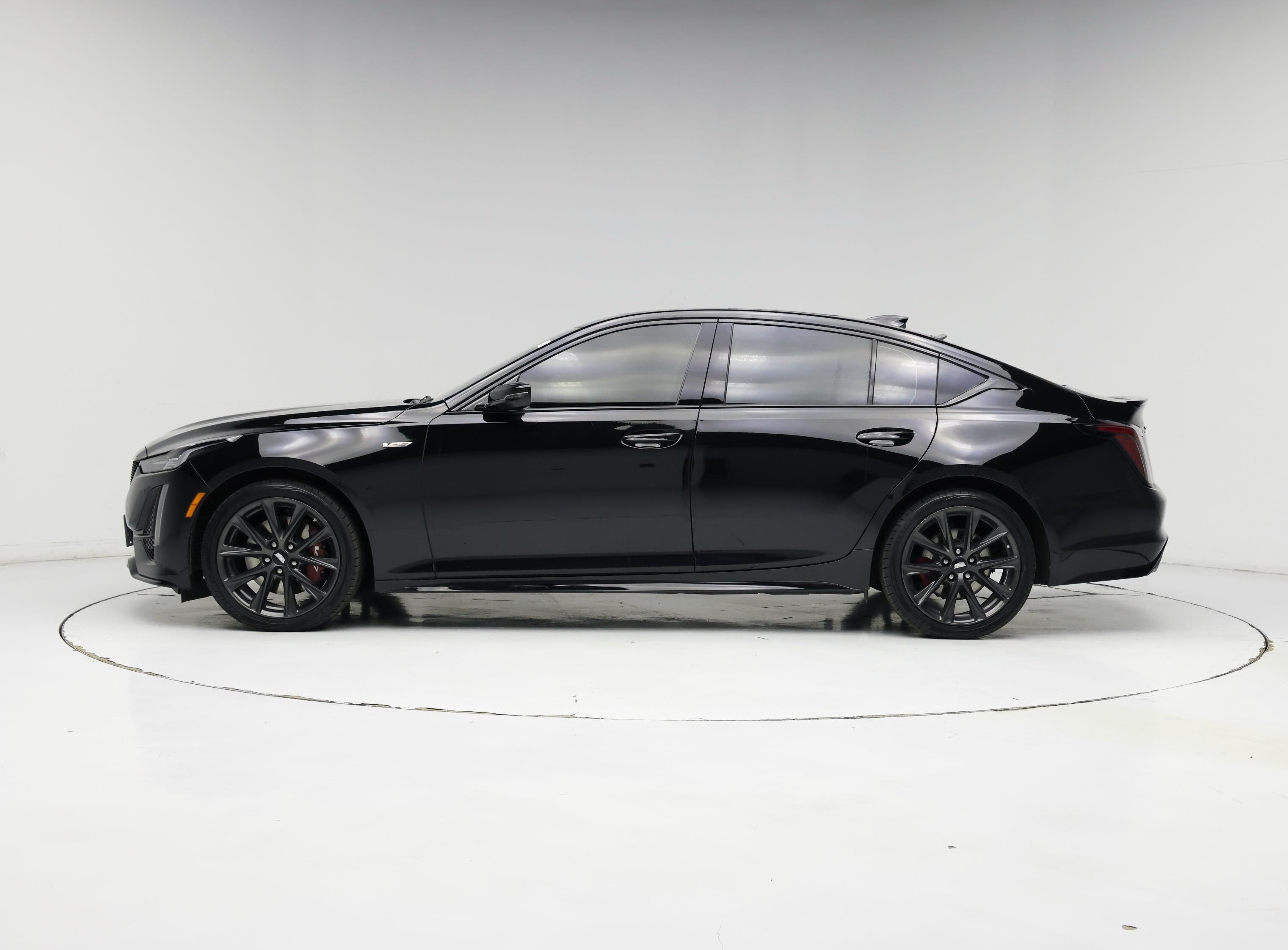 Thumbnail: 2023 Cadillac CT5 - 3