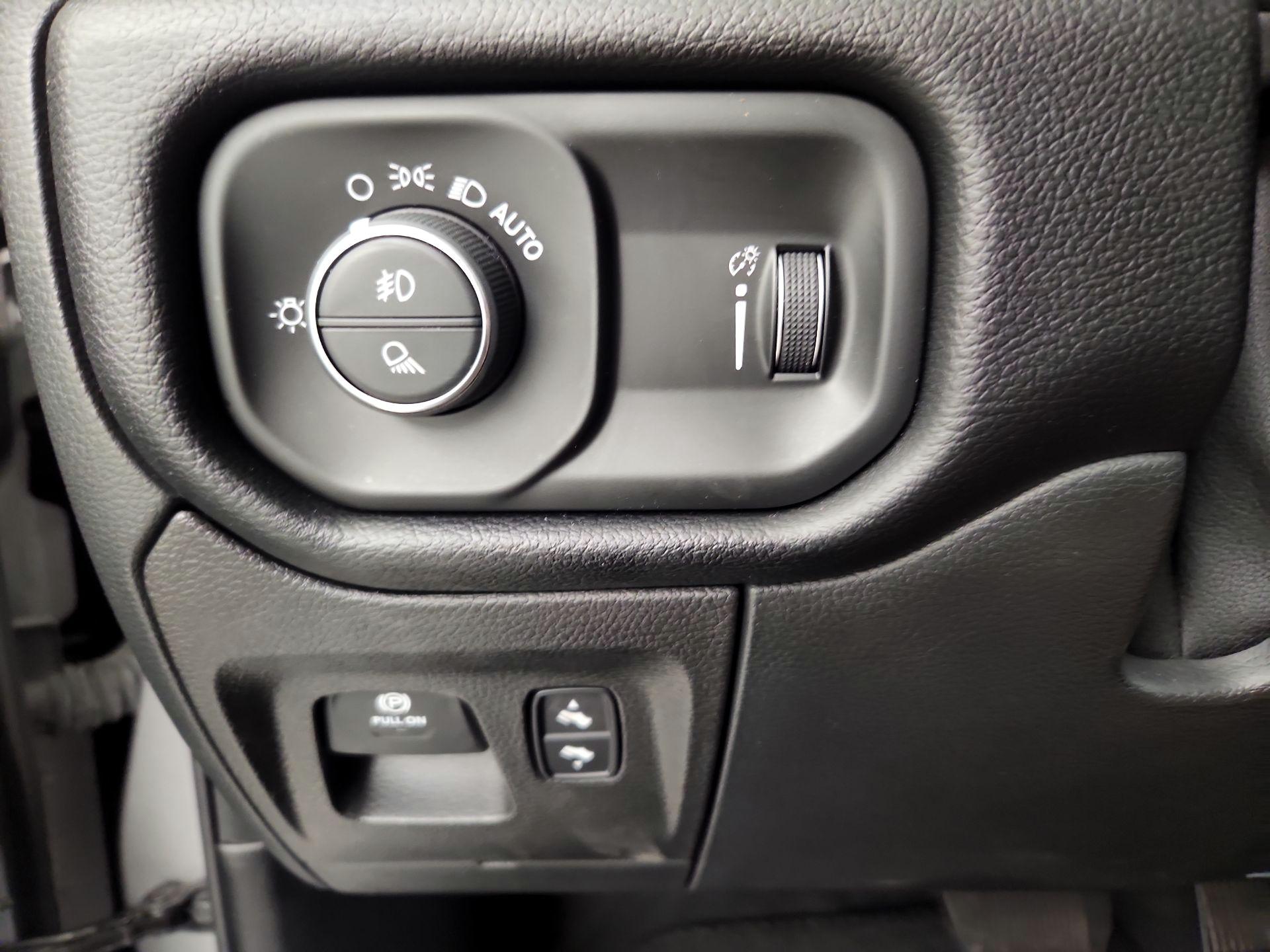 Thumbnail: 2021 RAM 1500 - 13