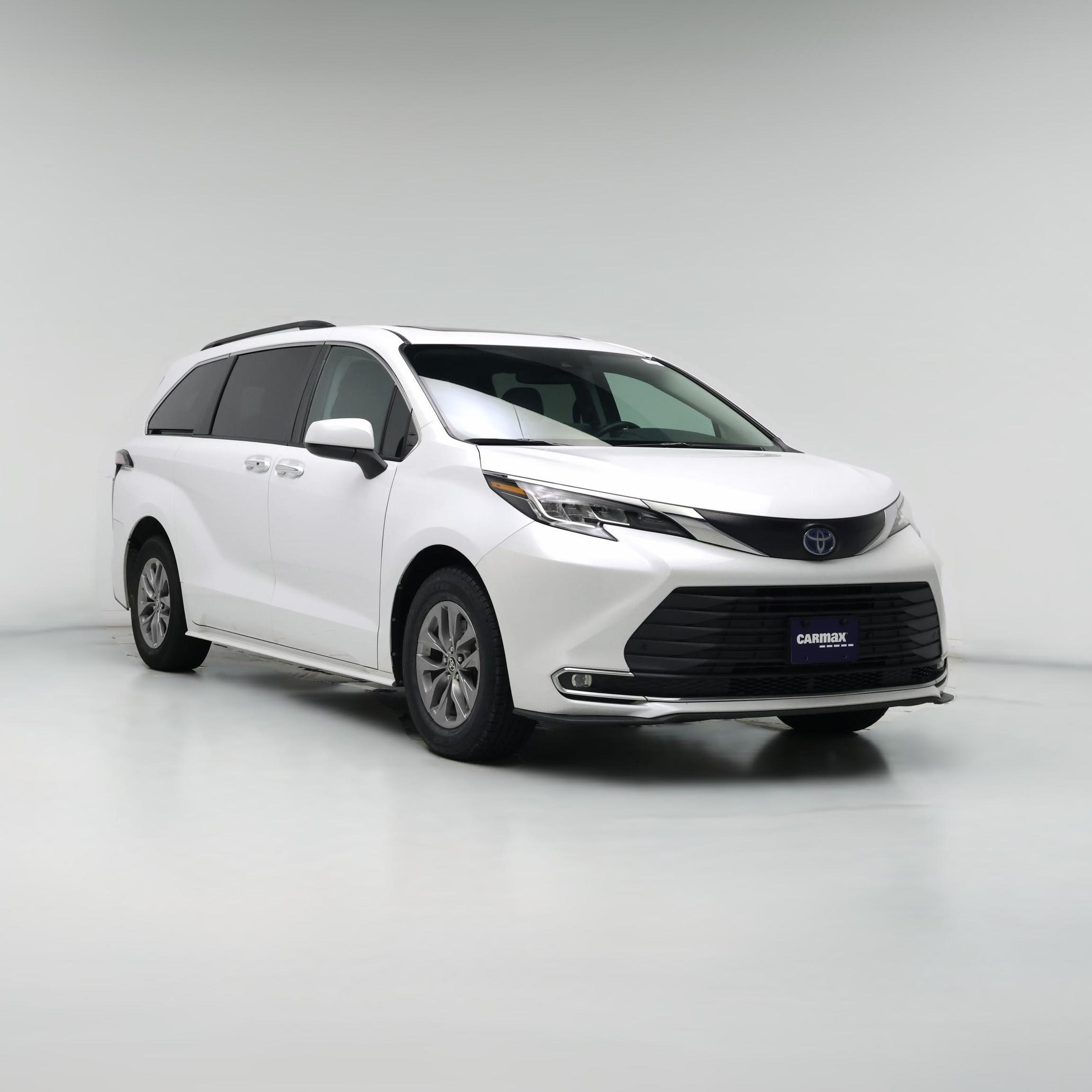 Thumbnail: 2023 Toyota Sienna - 1