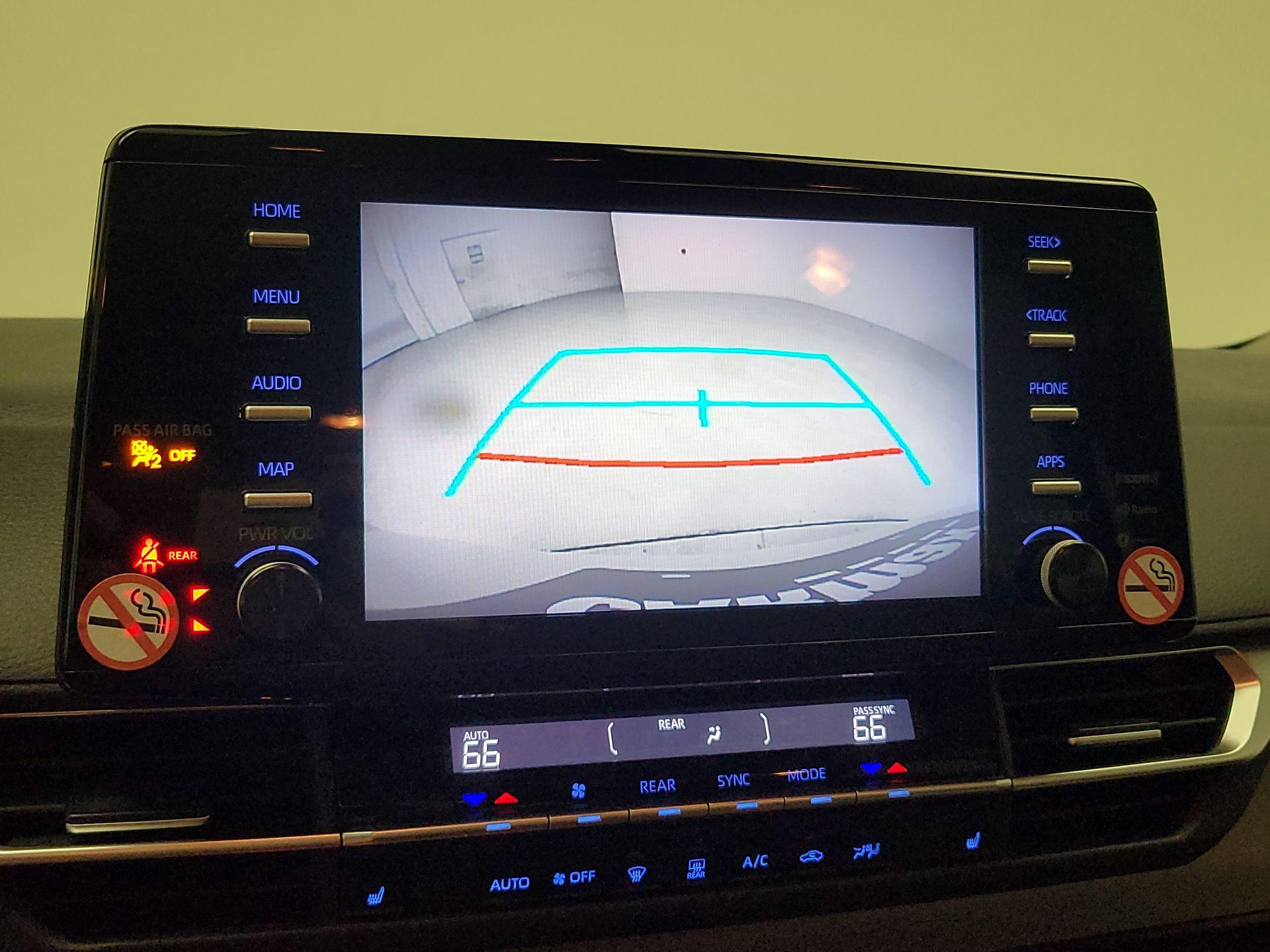 Thumbnail: 2023 Toyota Sienna - 14