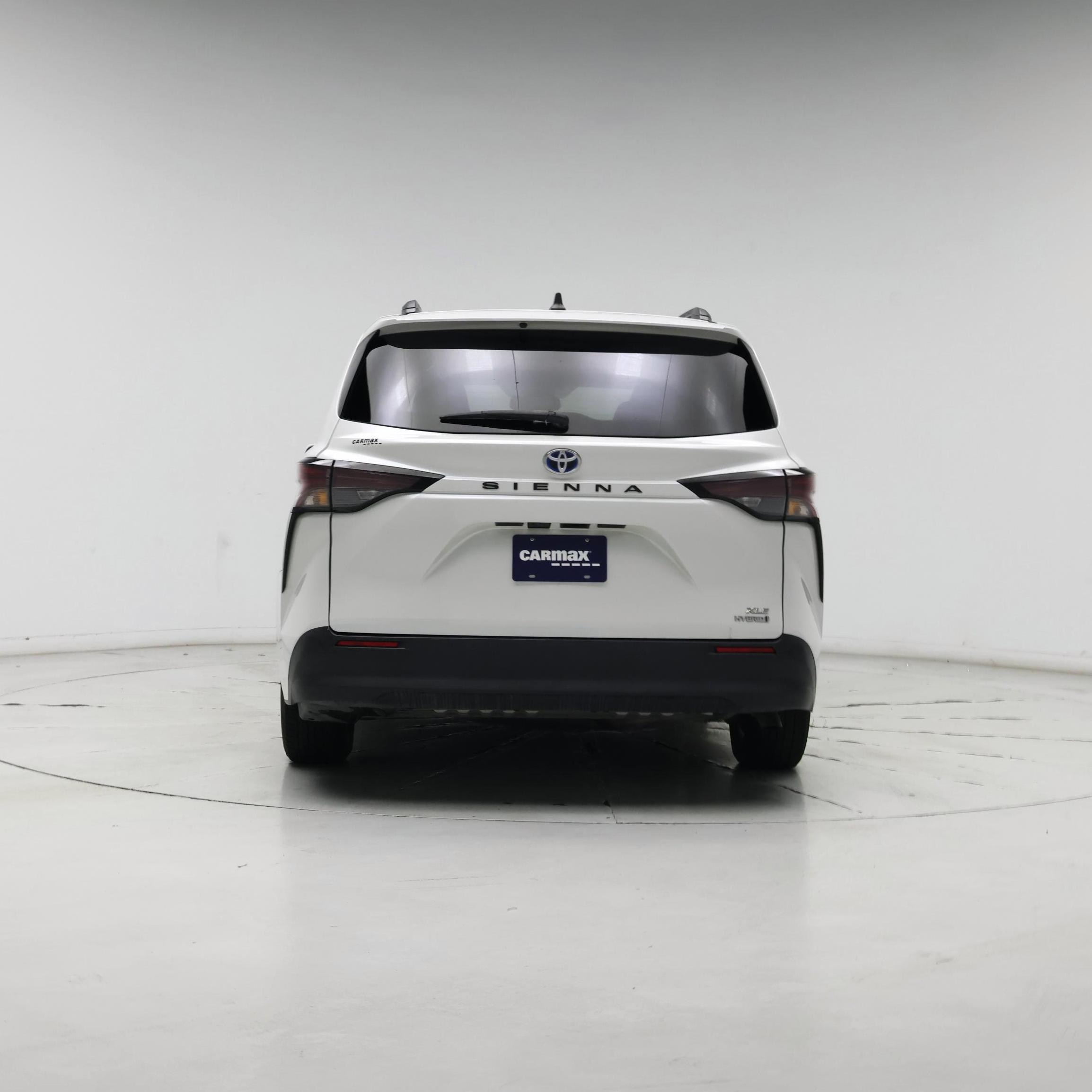 Thumbnail: 2023 Toyota Sienna - 6