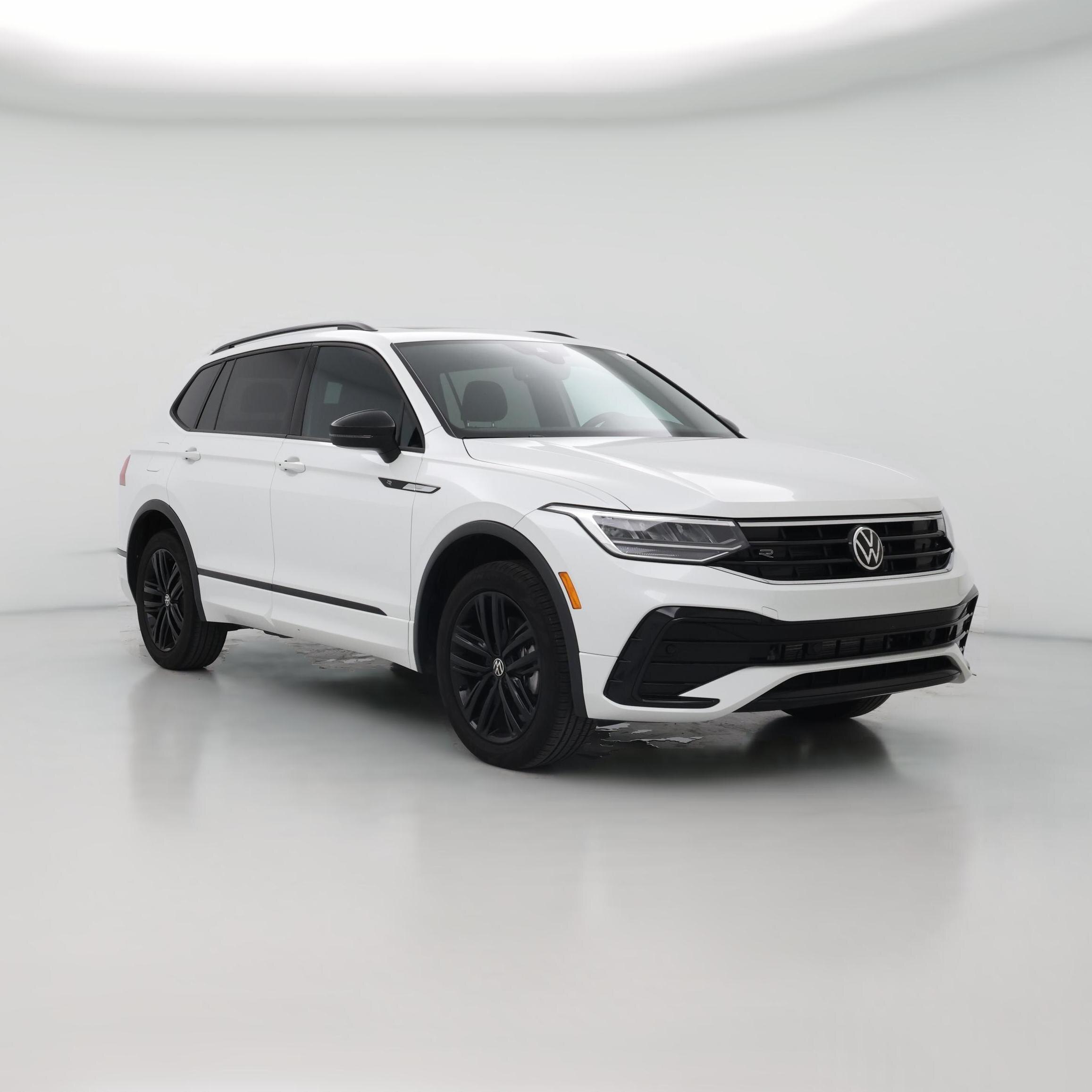 Thumbnail: 2022 Volkswagen Tiguan - 1