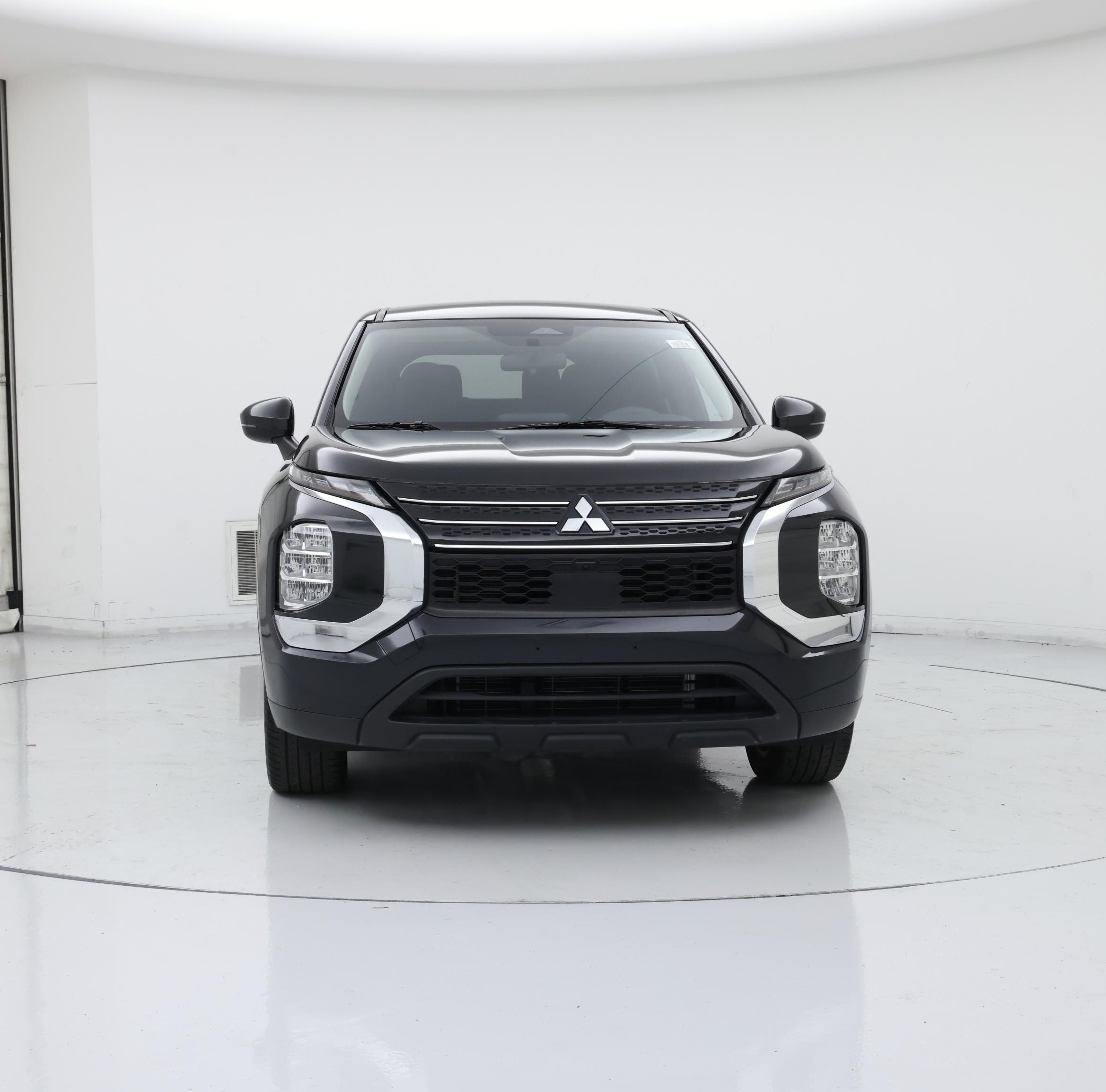 Thumbnail: 2022 Mitsubishi Outlander - 5