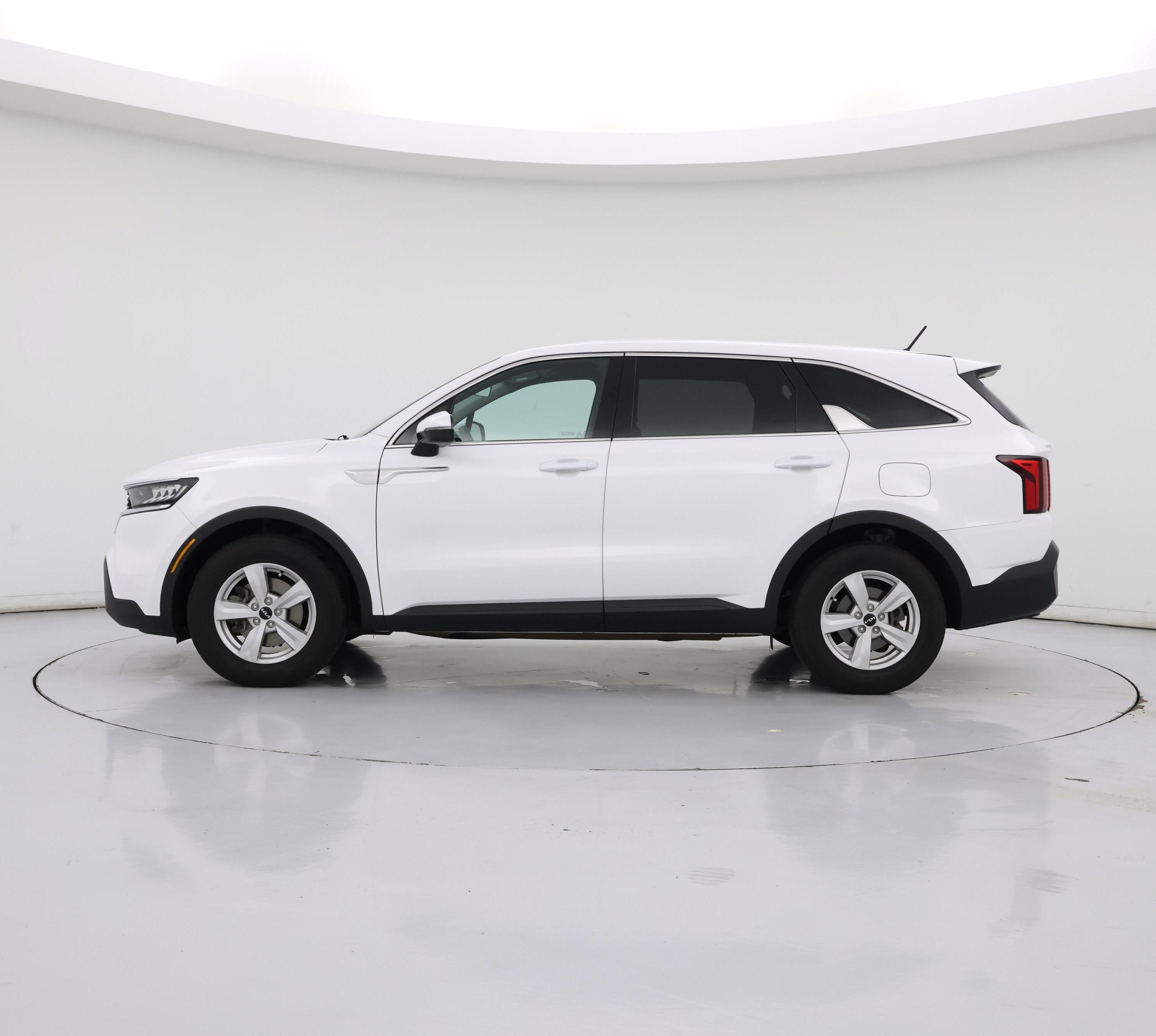 Thumbnail: 2023 Kia Sorento - 3