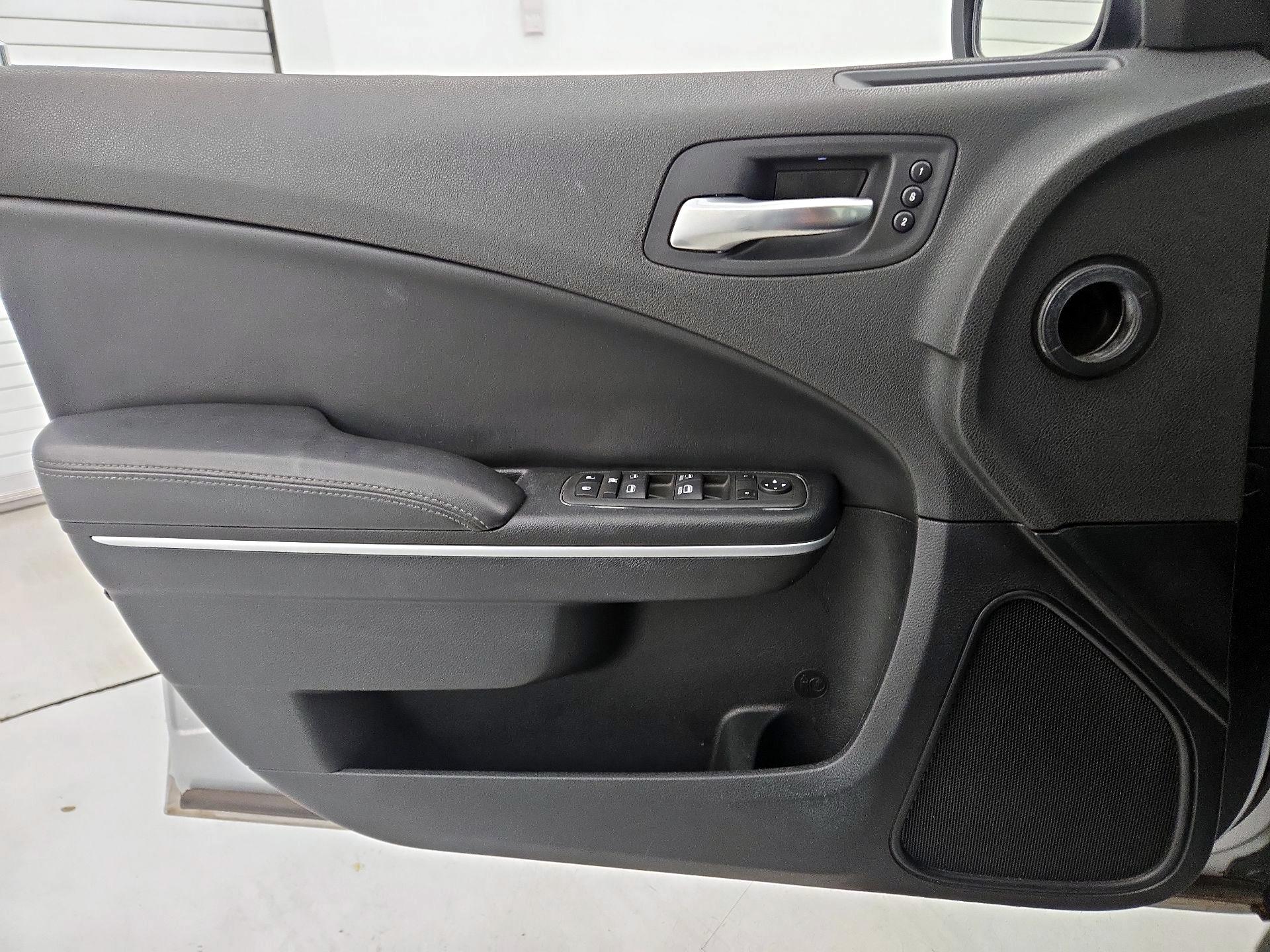 Thumbnail: 2022 Dodge Charger - 12