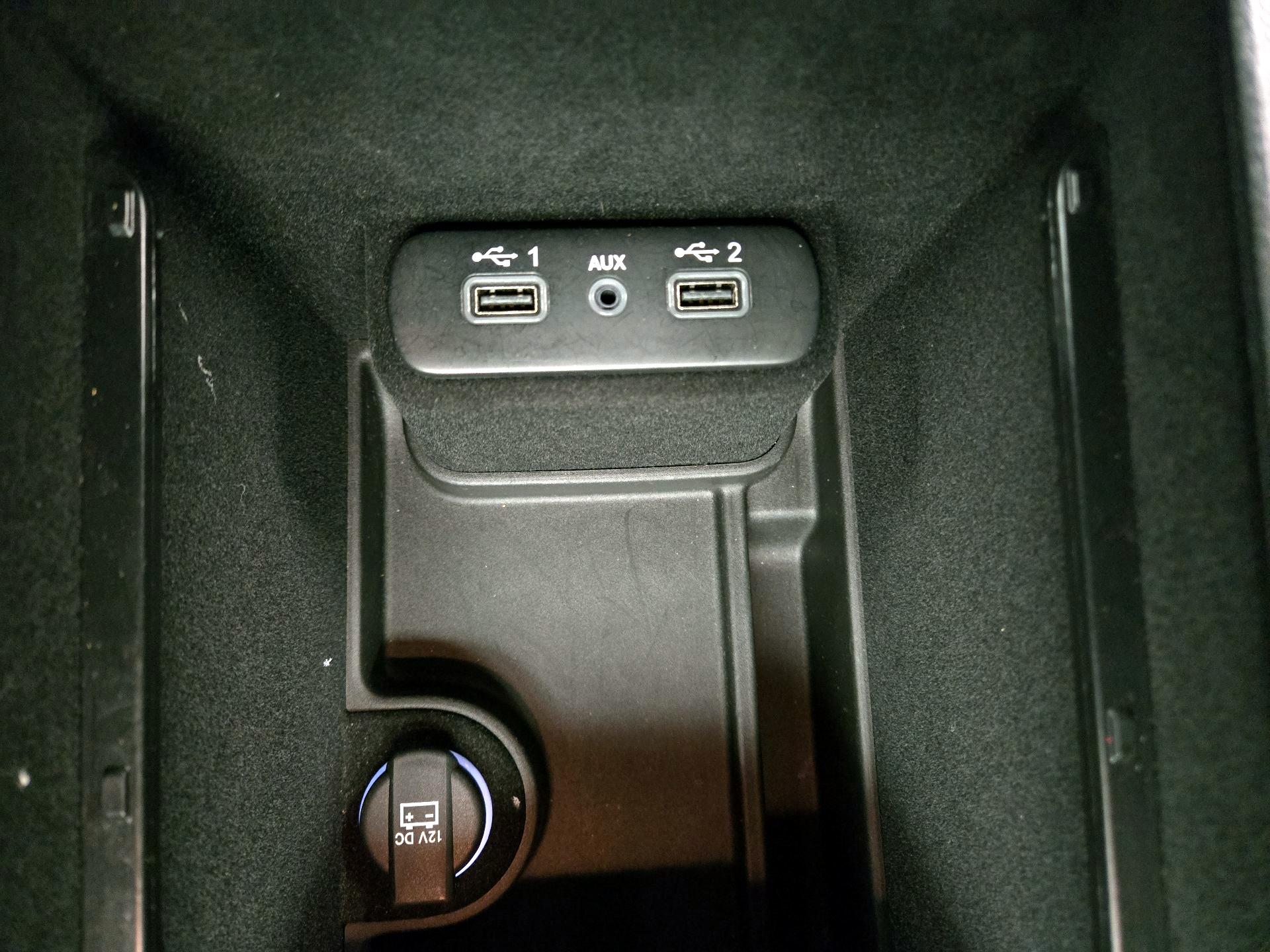 Thumbnail: 2022 Dodge Charger - 18