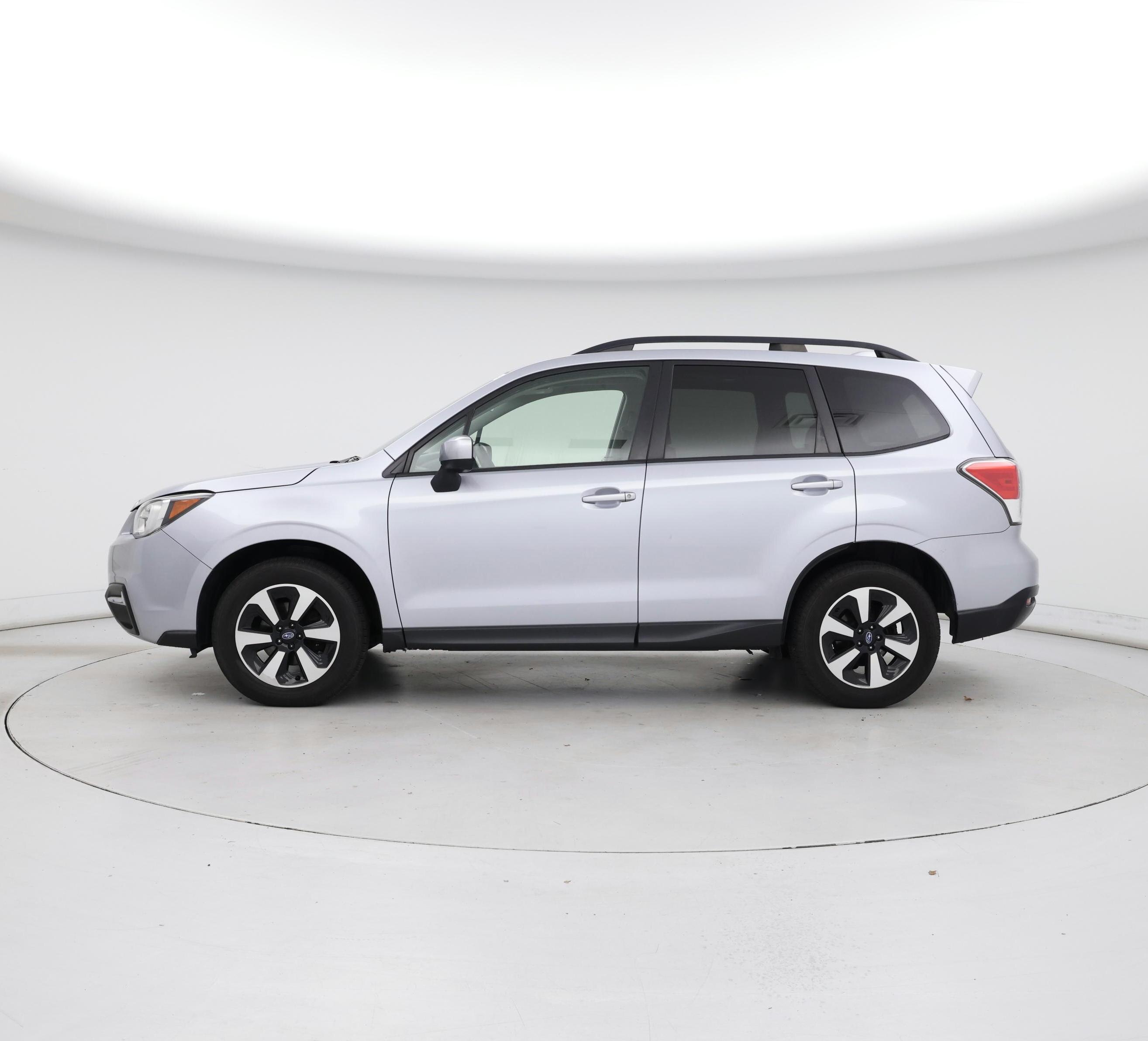 Thumbnail: 2017 Subaru Forester - 3