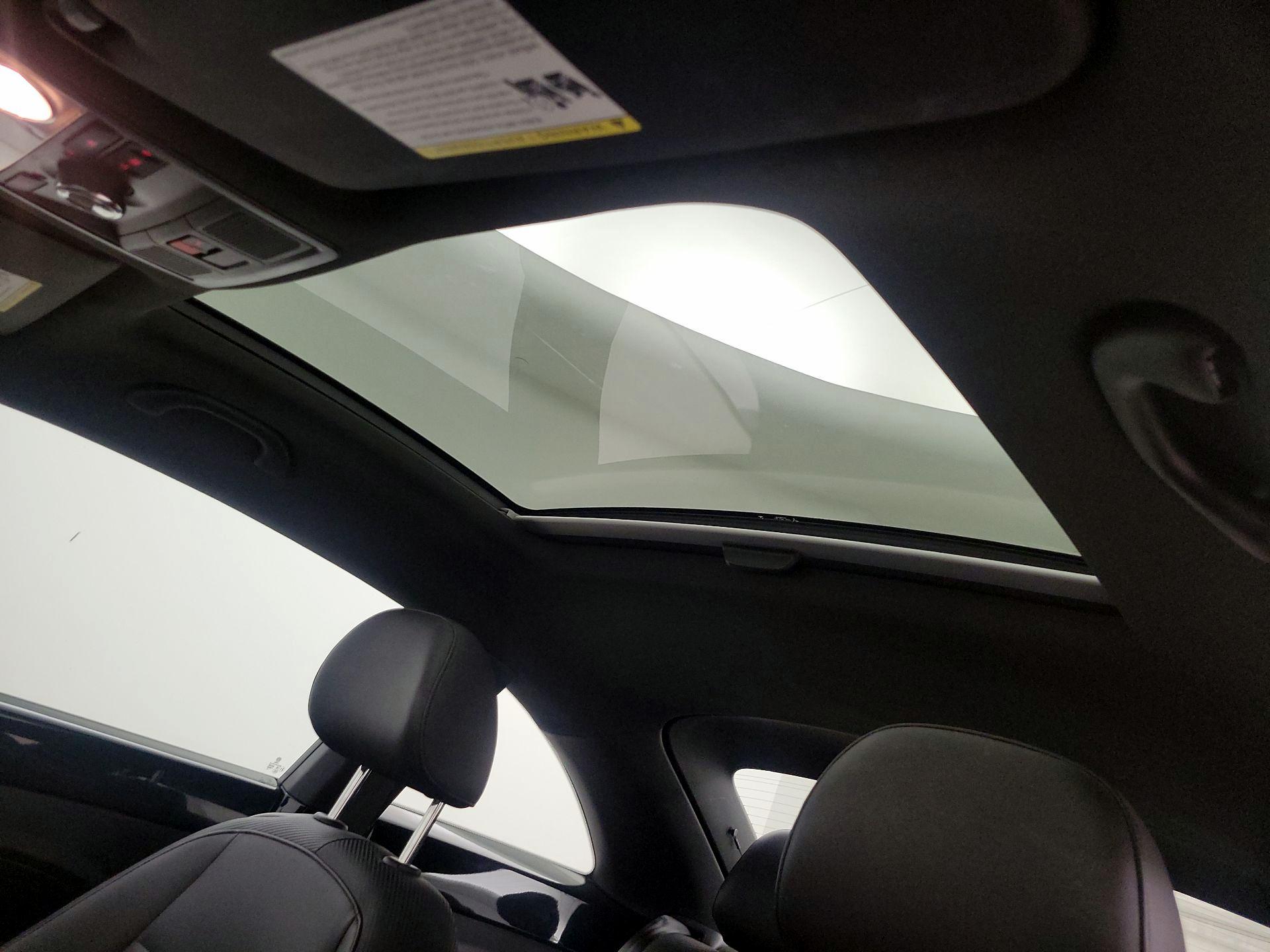 Thumbnail: 2016 Volkswagen Beetle - 19