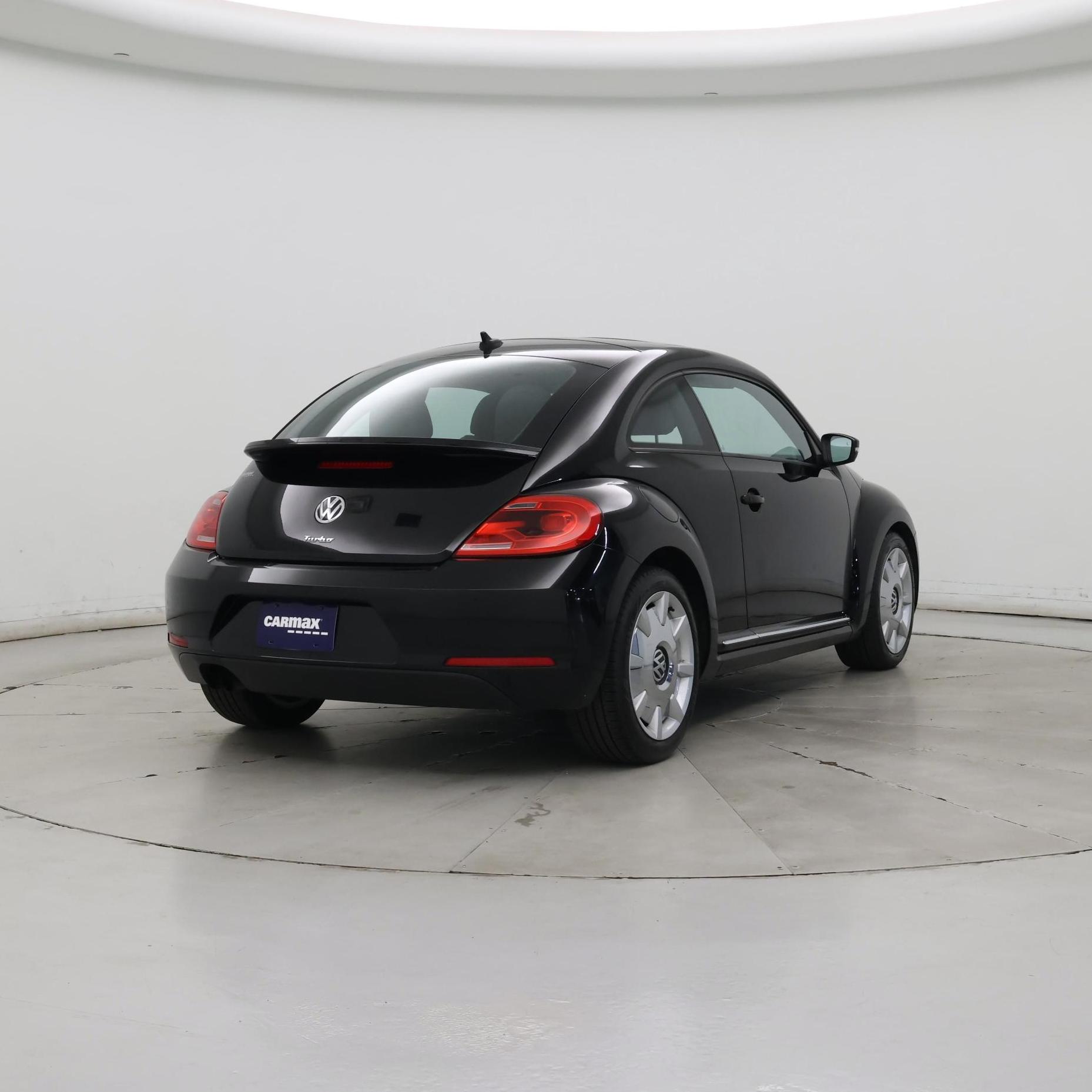 Thumbnail: 2016 Volkswagen Beetle - 8