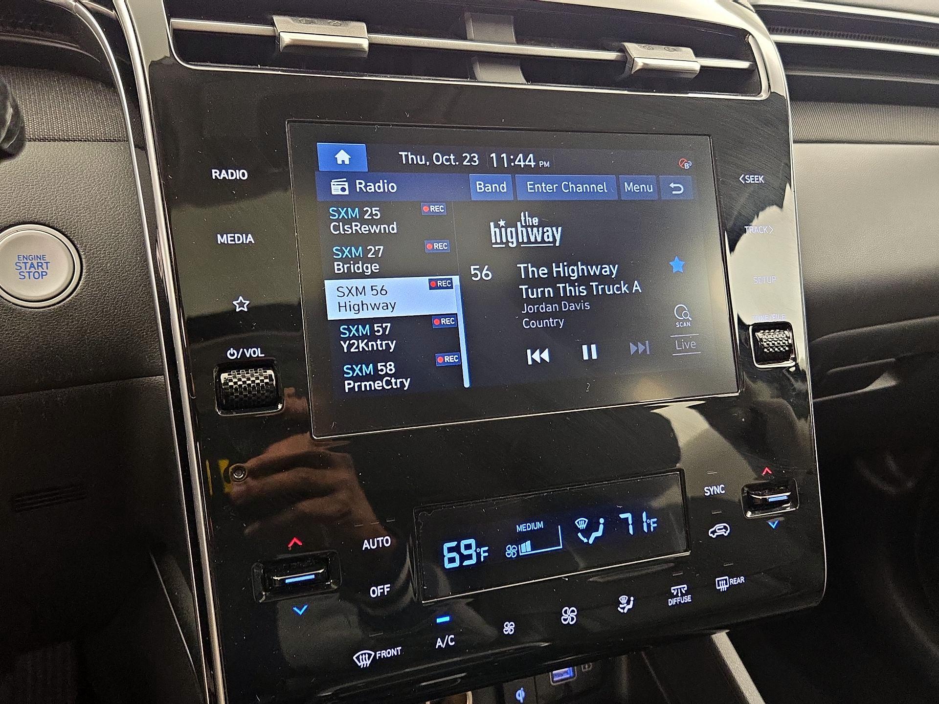 Thumbnail: 2022 Hyundai Tucson - 15