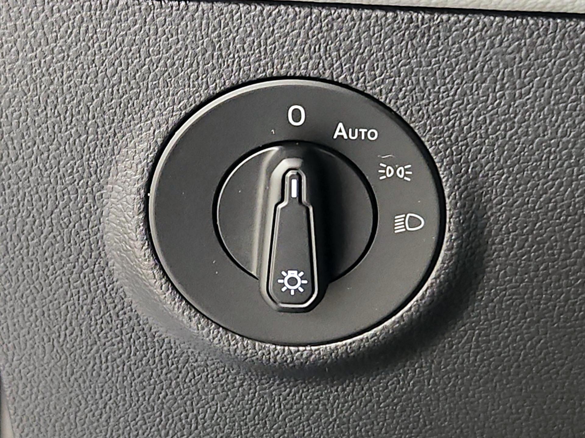 Thumbnail: 2023 Volkswagen Taos - 13