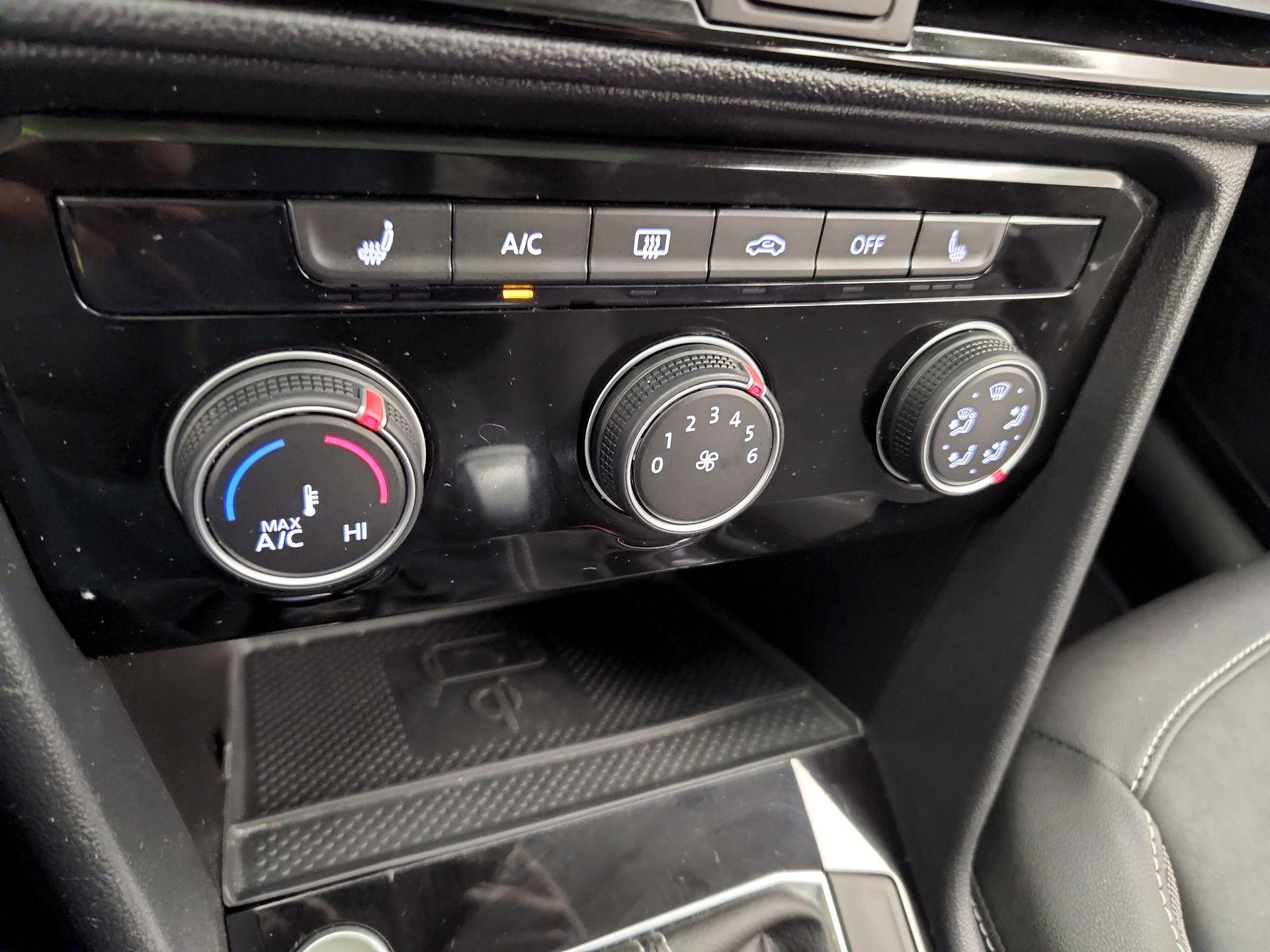 Thumbnail: 2023 Volkswagen Taos - 17