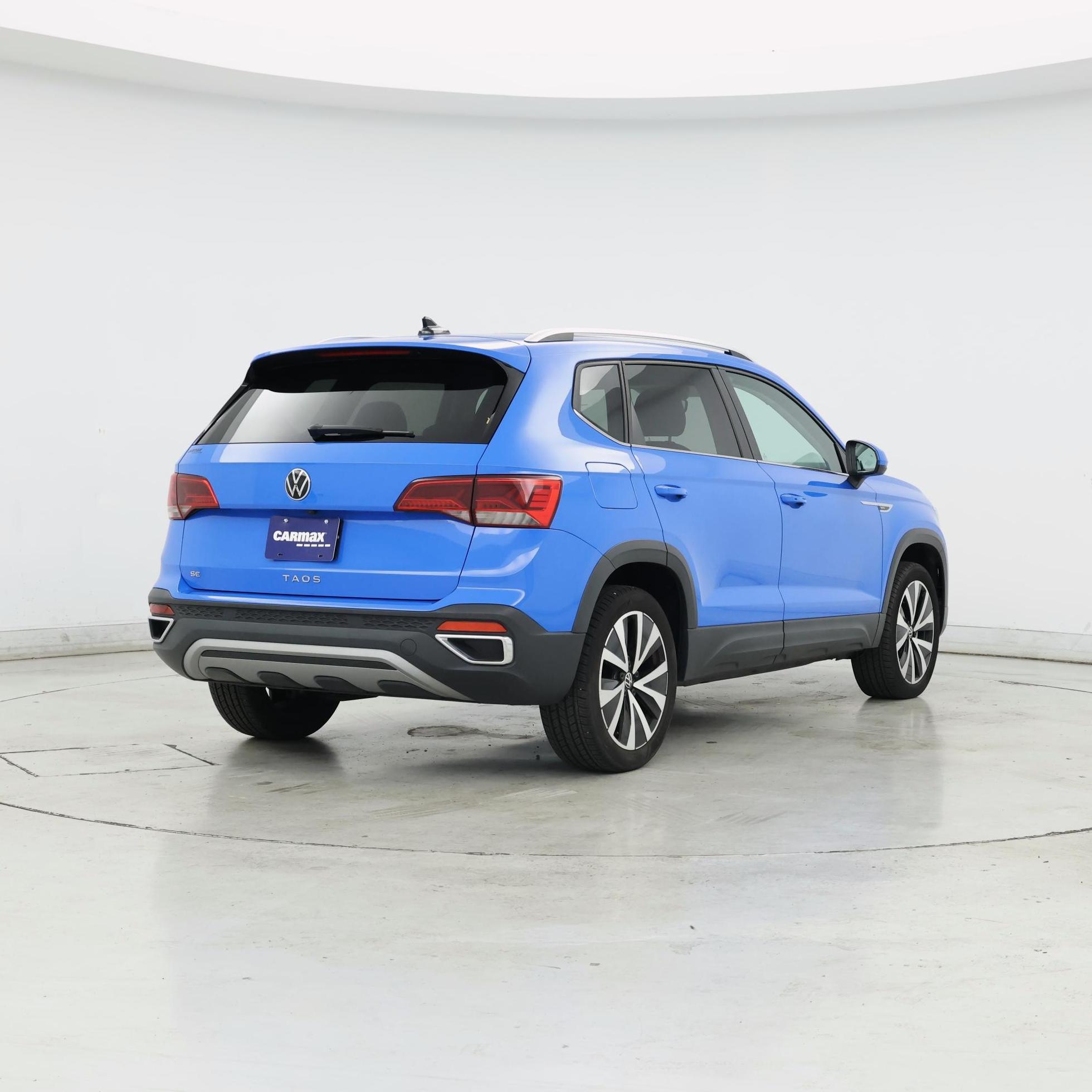 Thumbnail: 2023 Volkswagen Taos - 8