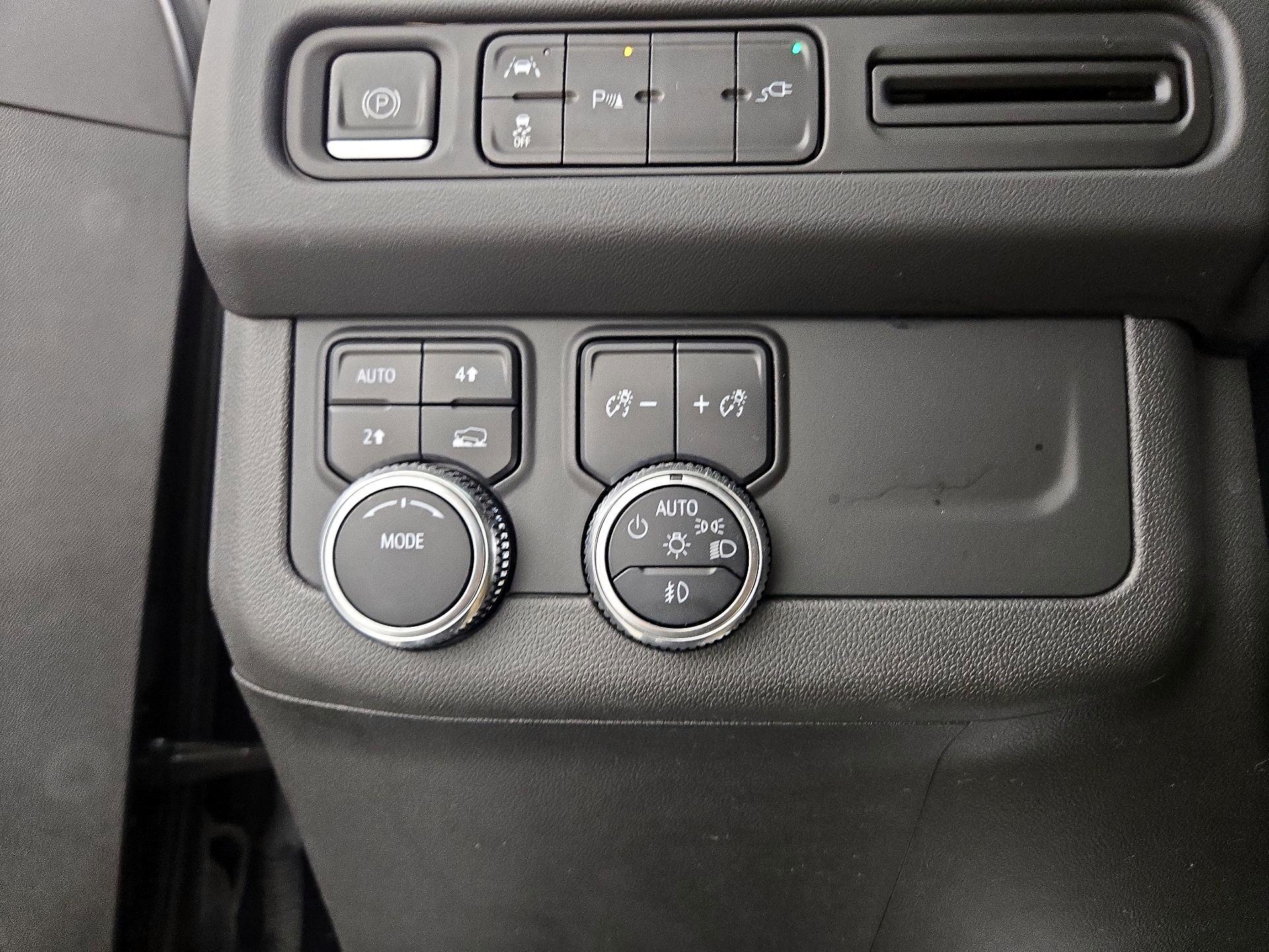 Thumbnail: 2021 GMC Yukon - 13