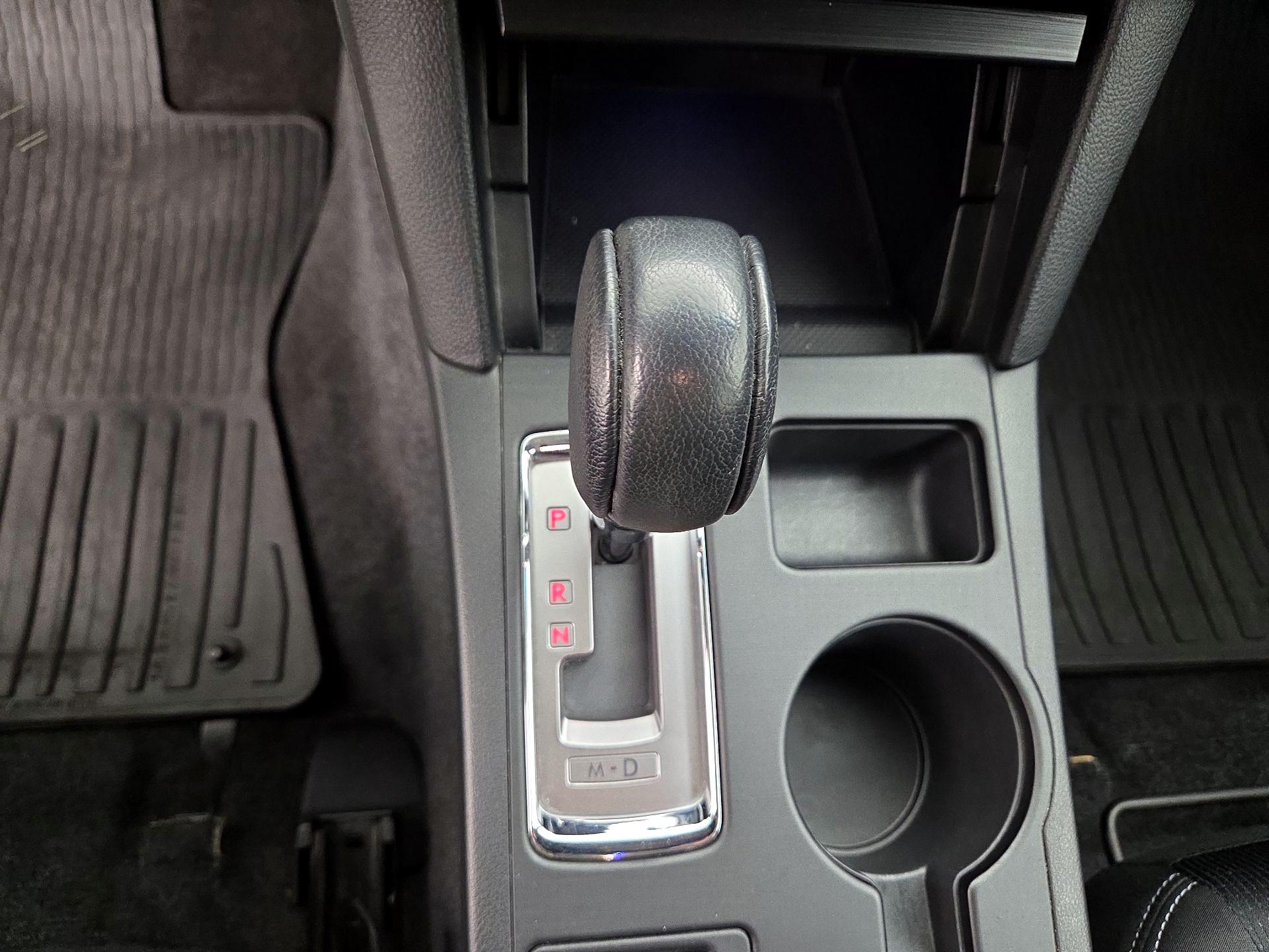 Thumbnail: 2015 Subaru Legacy - 17