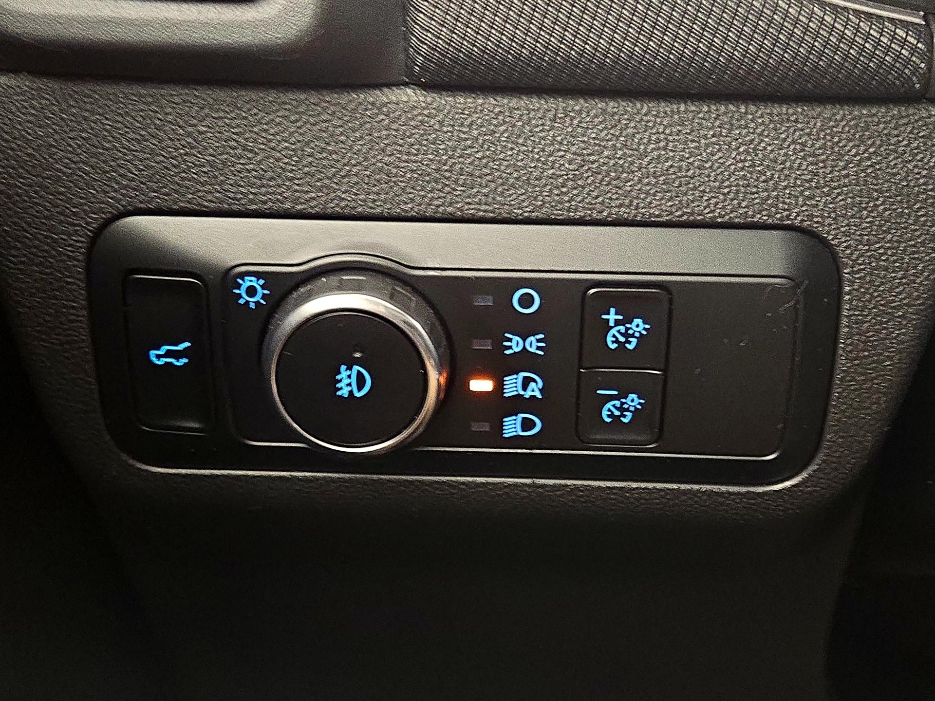 Thumbnail: 2023 Ford Bronco Sport - 13