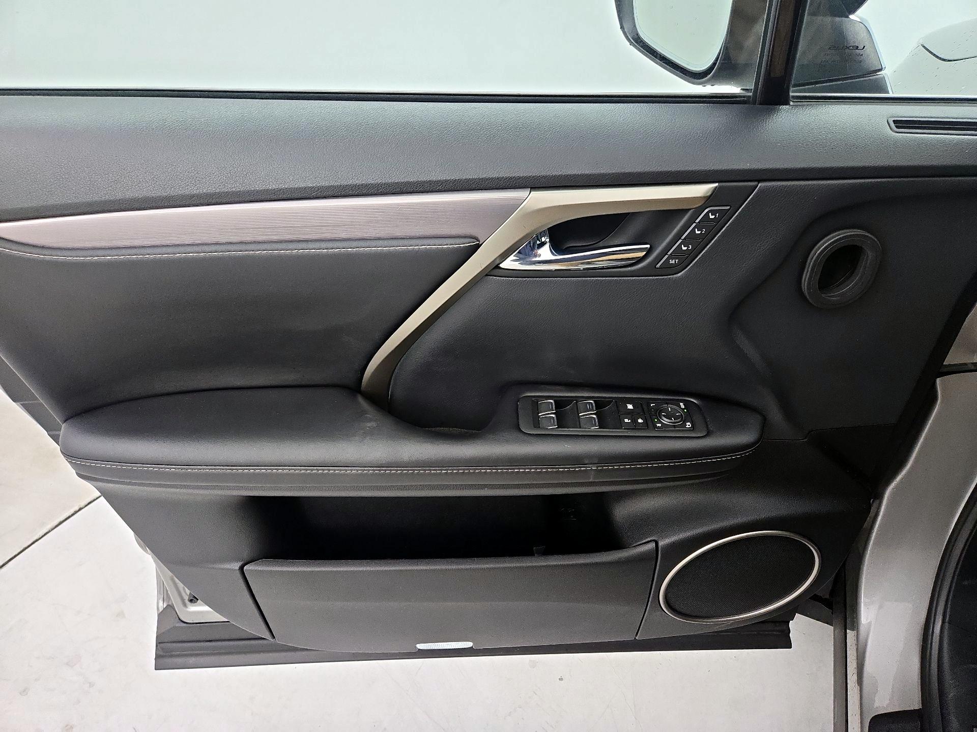 Thumbnail: 2020 Lexus RX - 12