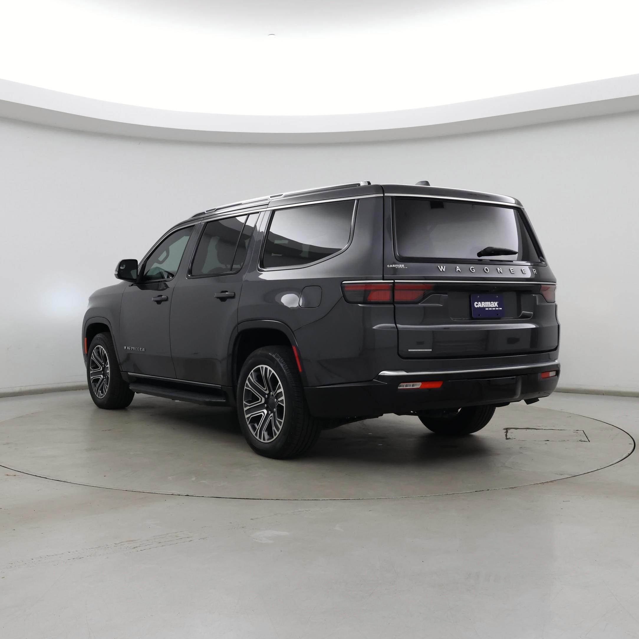 Thumbnail: 2023 Jeep Wagoneer - 2