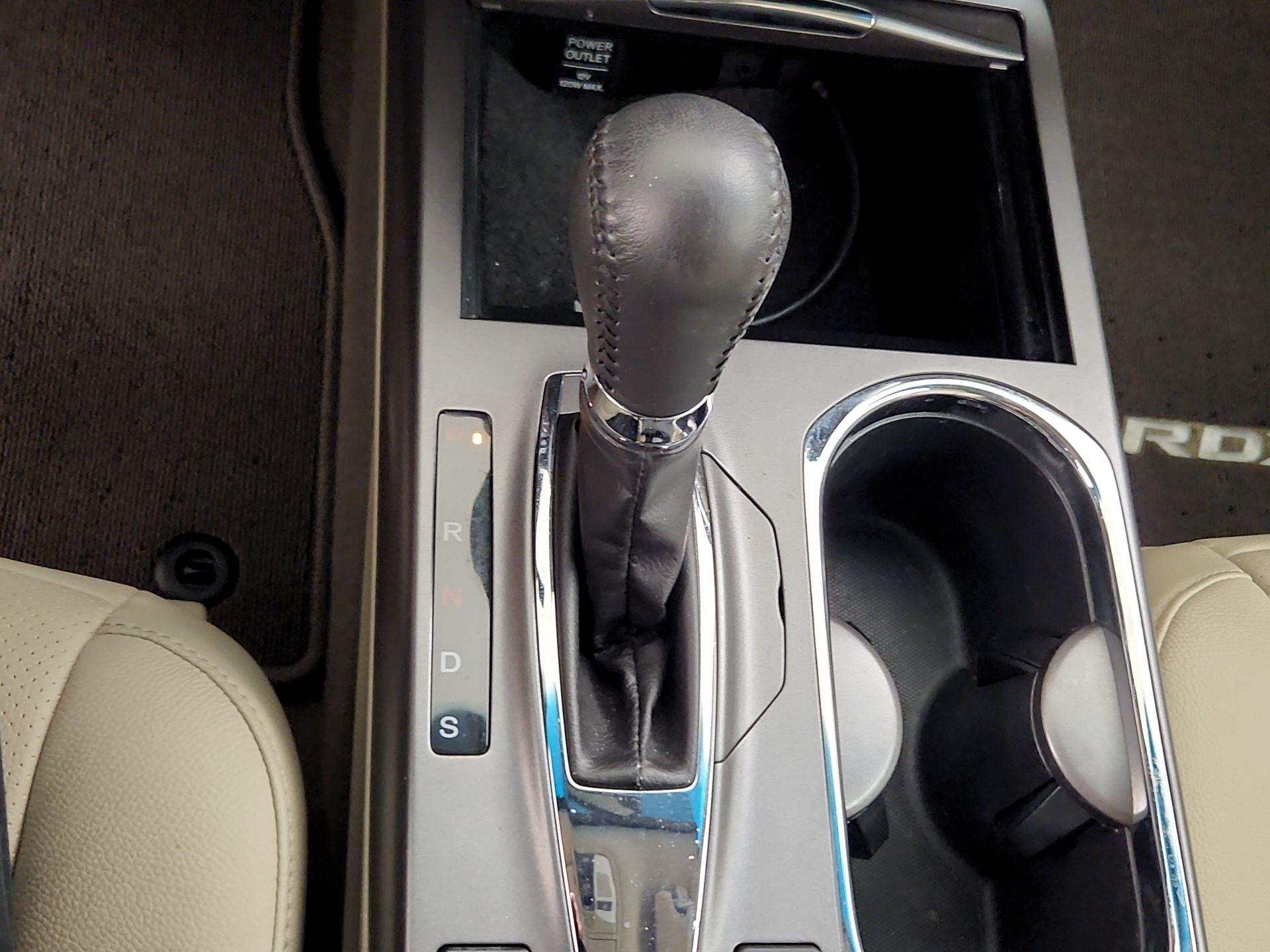 Thumbnail: 2015 Acura RDX - 18