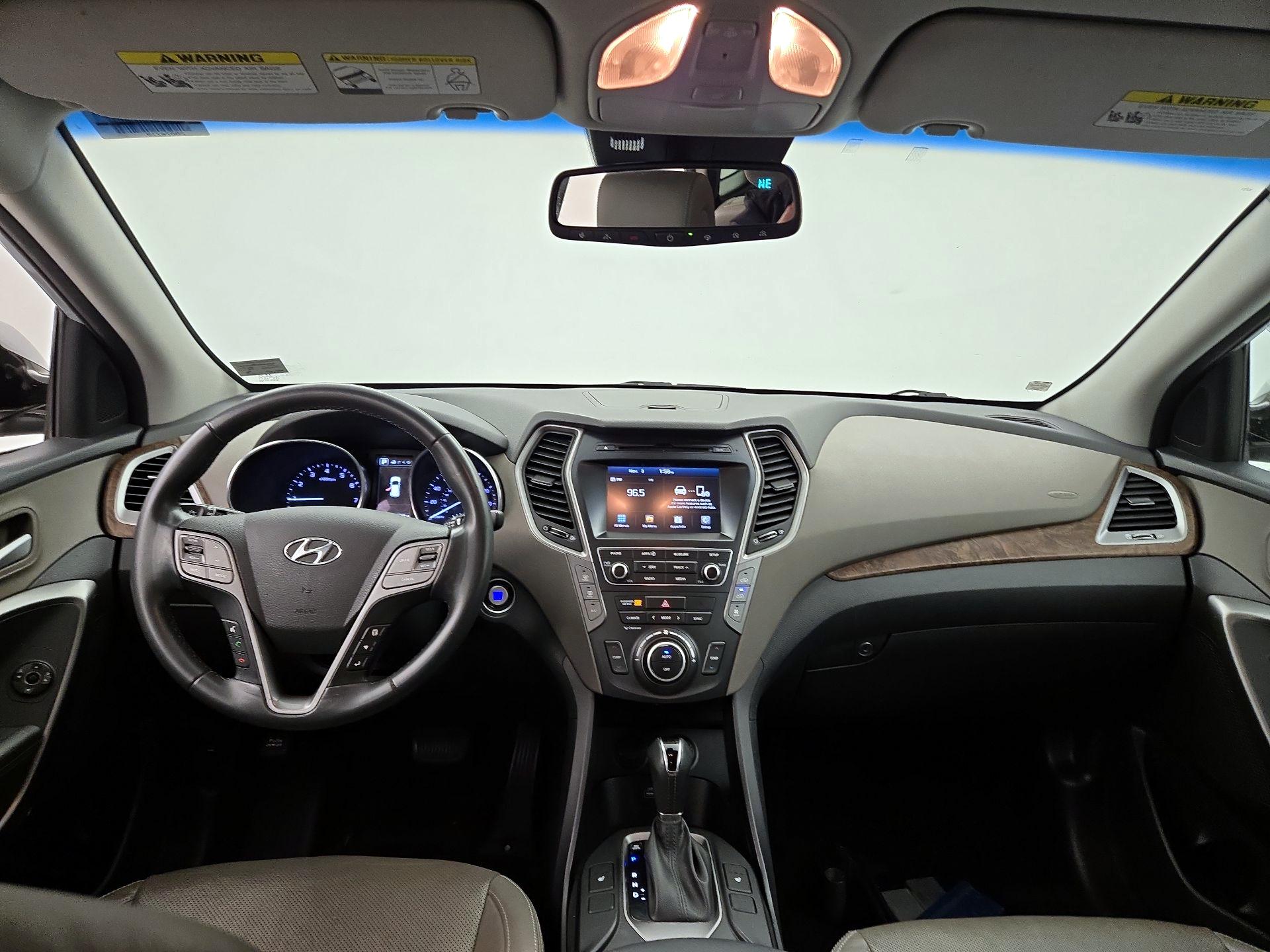 Thumbnail: 2017 Hyundai Santa Fe - 9