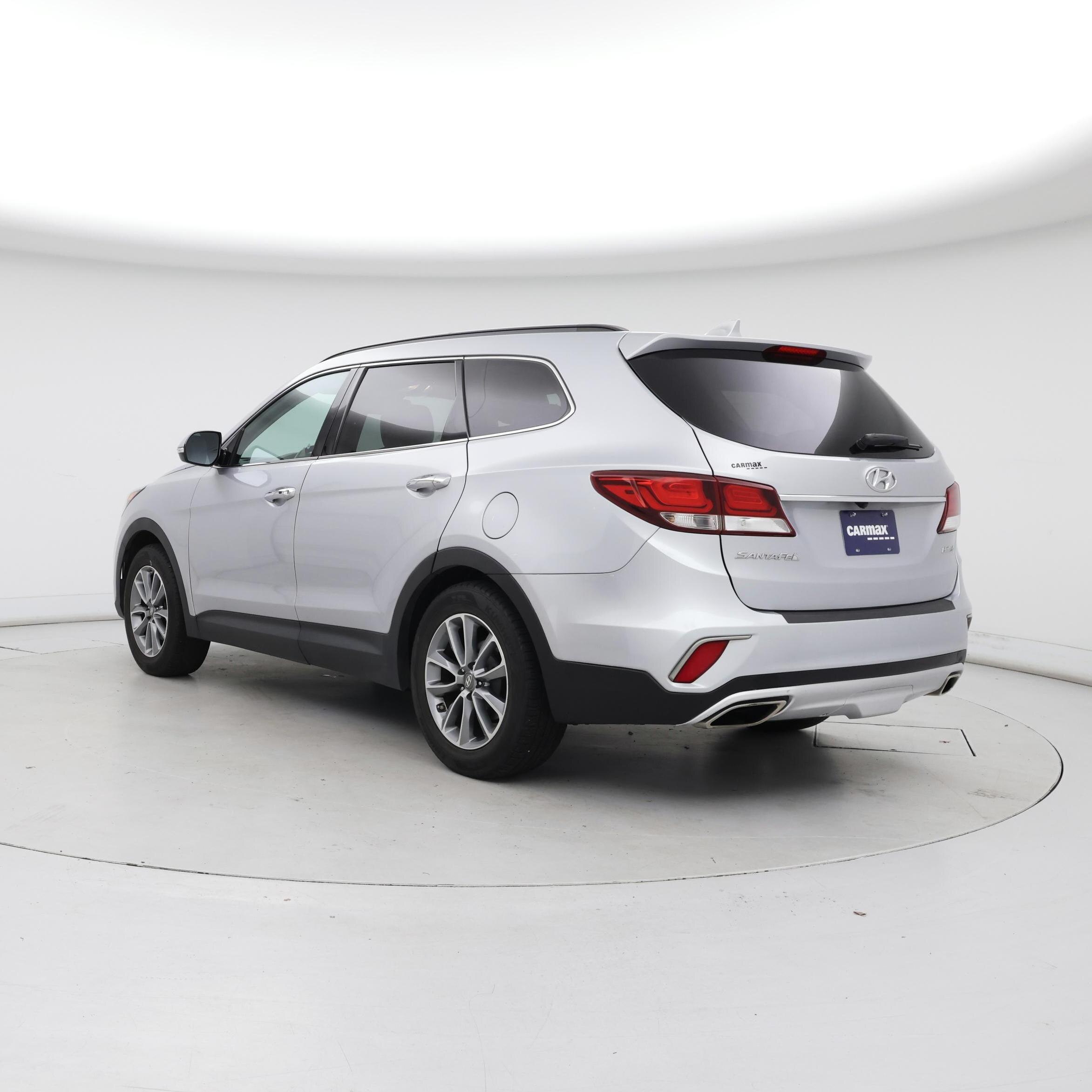 Thumbnail: 2017 Hyundai Santa Fe - 2