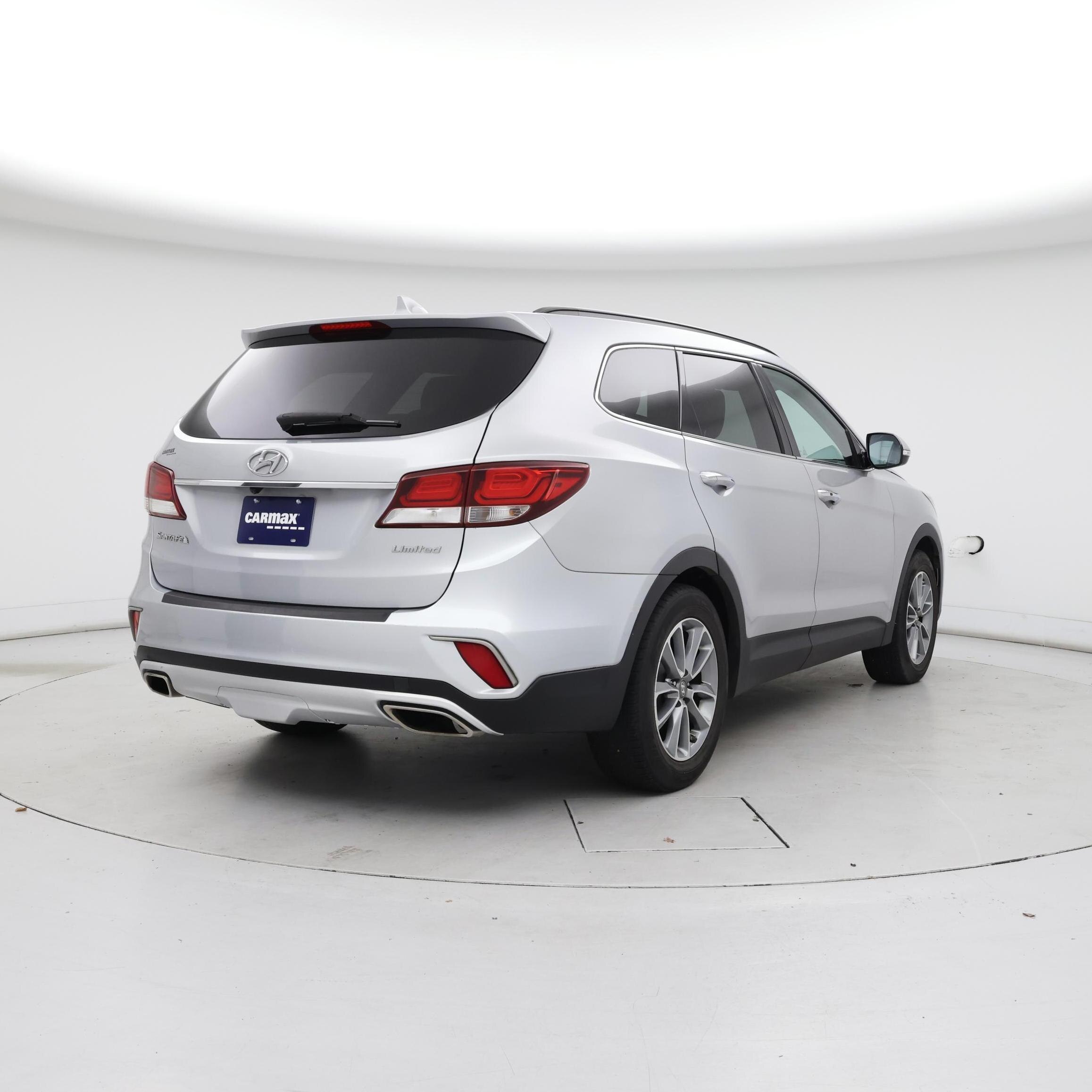 Thumbnail: 2017 Hyundai Santa Fe - 8